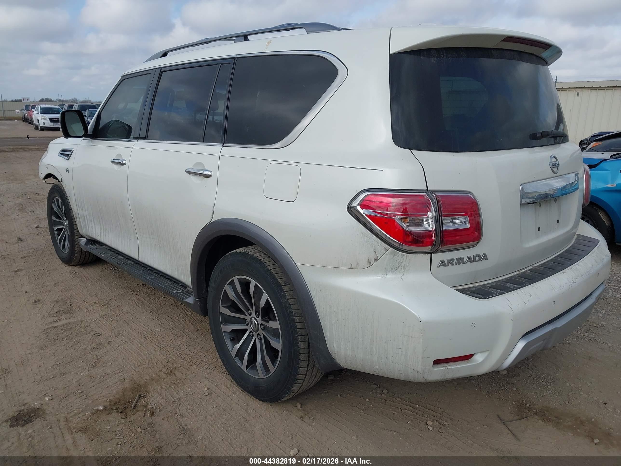 NISSAN ARMADA image 3