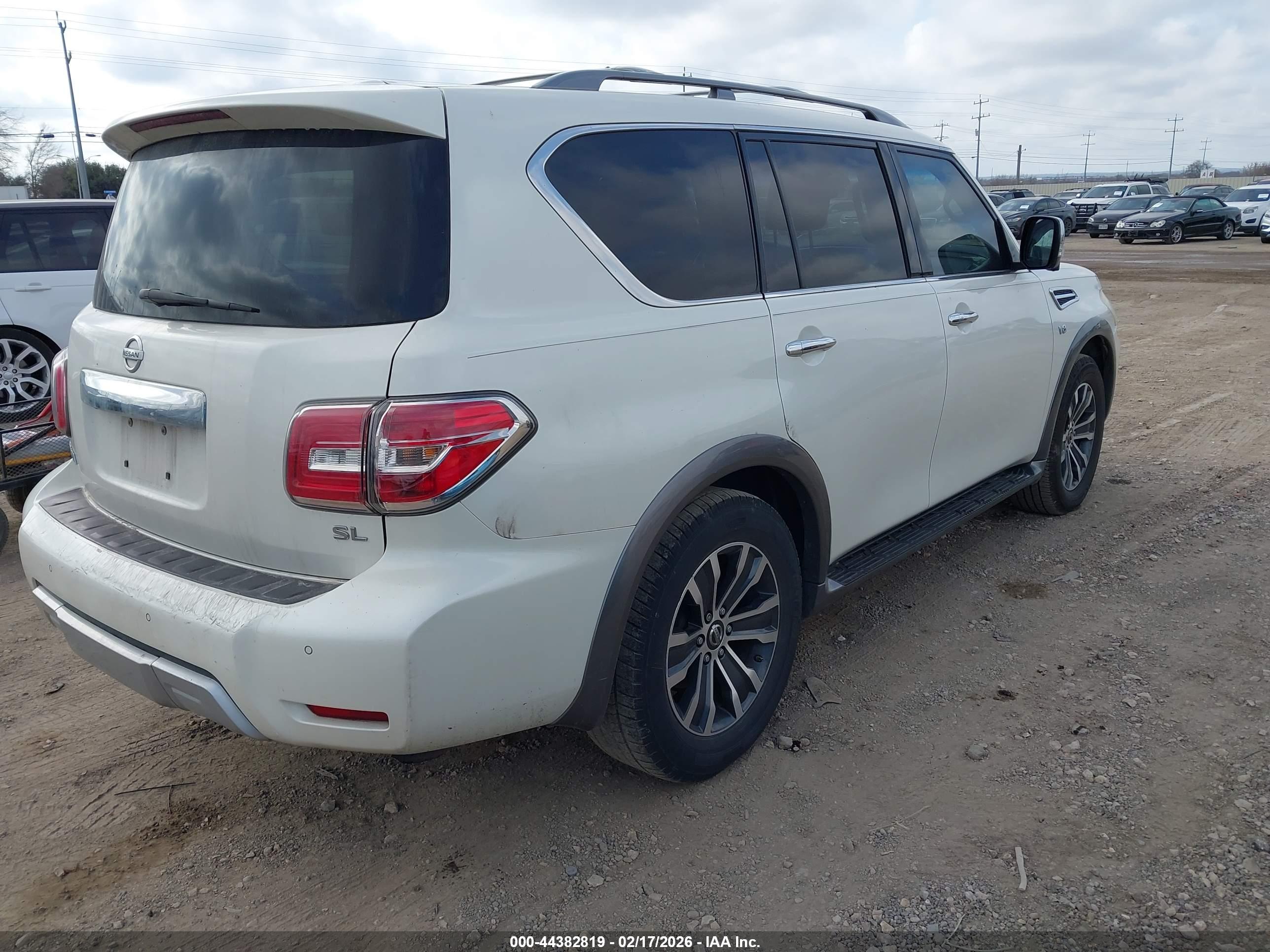 NISSAN ARMADA image 4