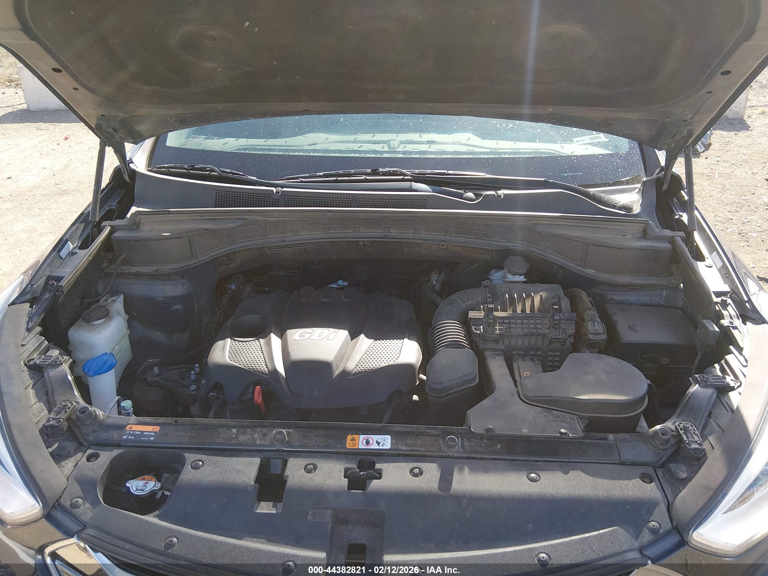 HYUNDAI SANTA image 10