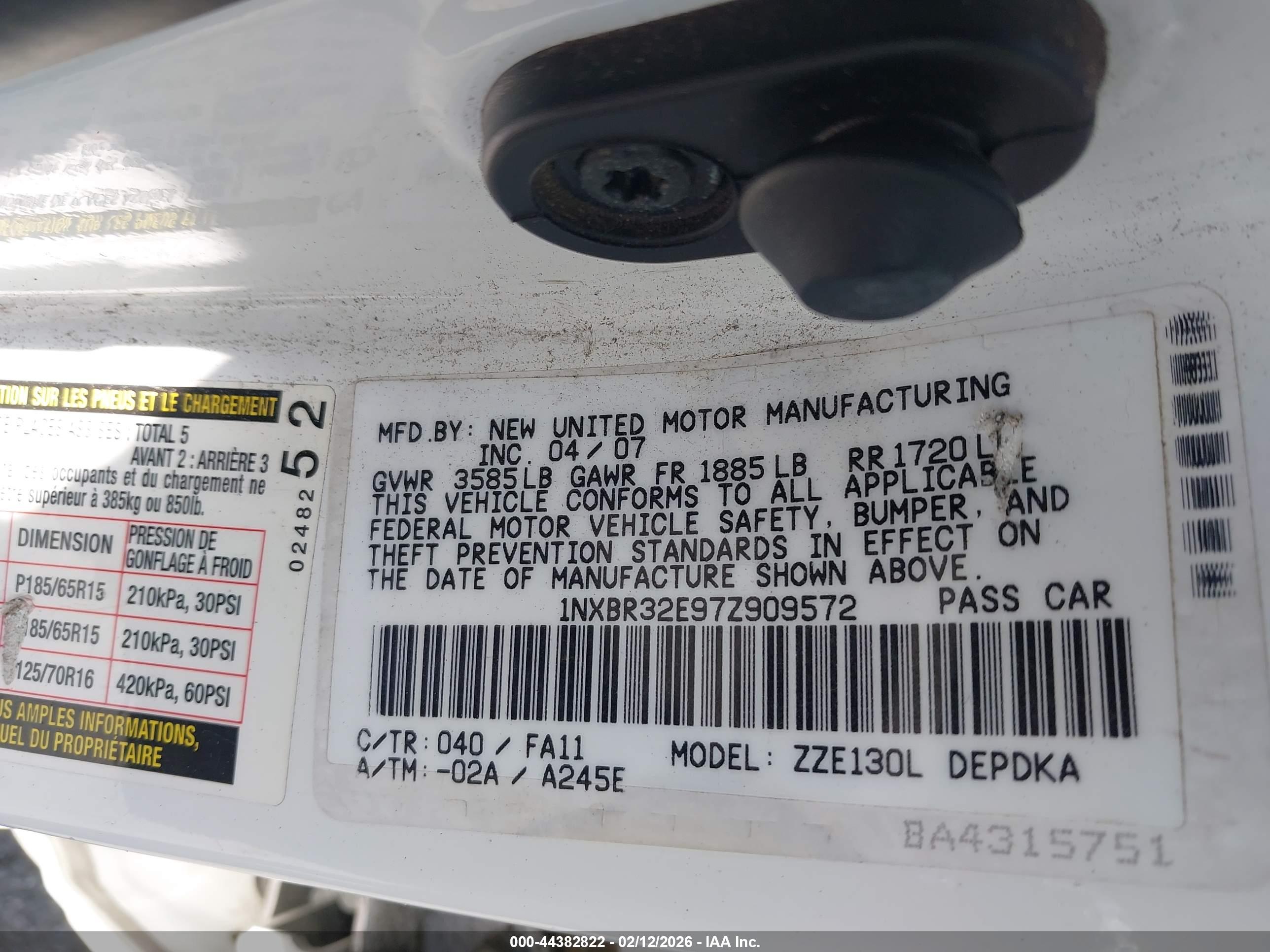 TOYOTA COROLLA image 9