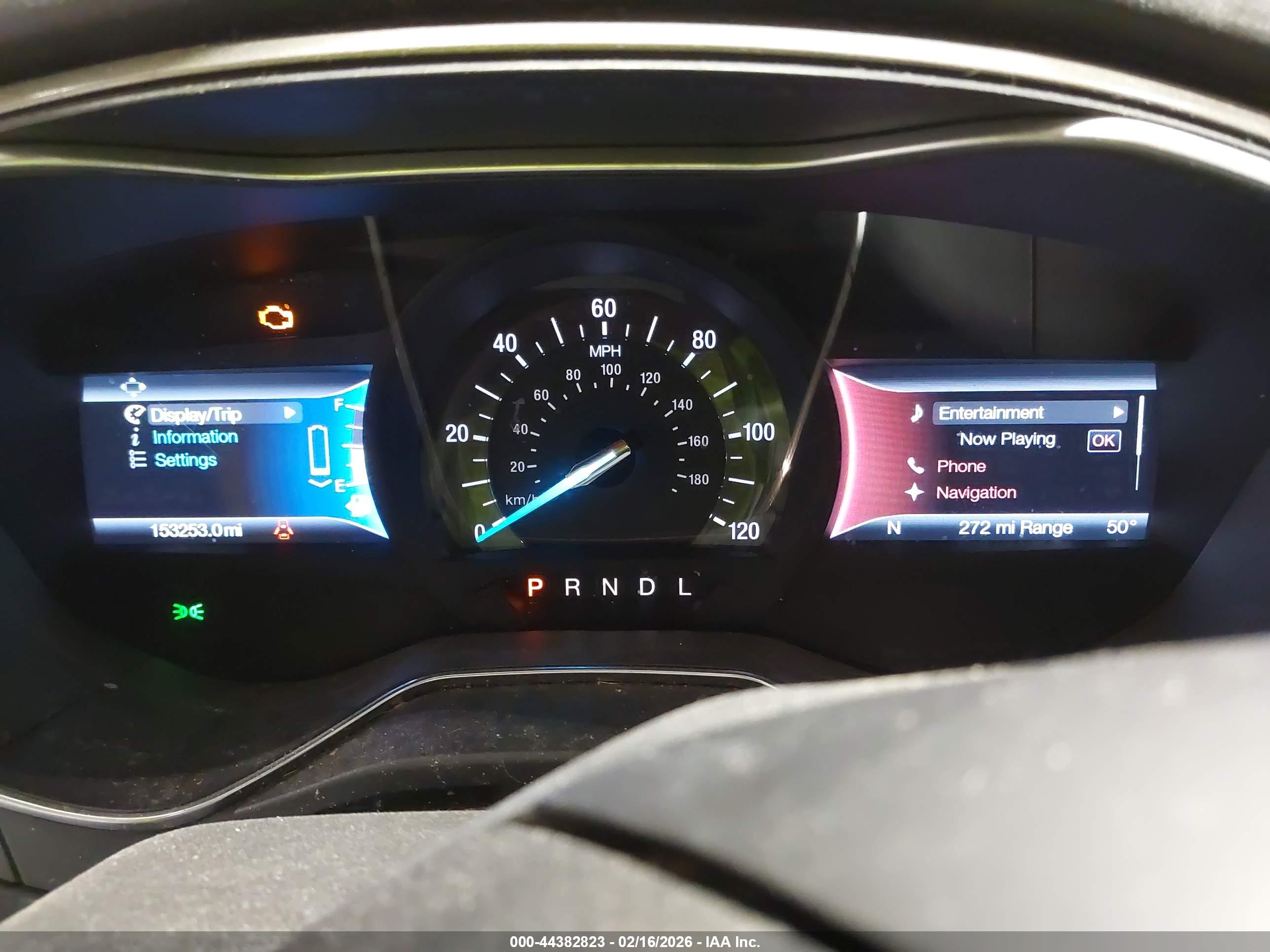 FORD FUSION image 7