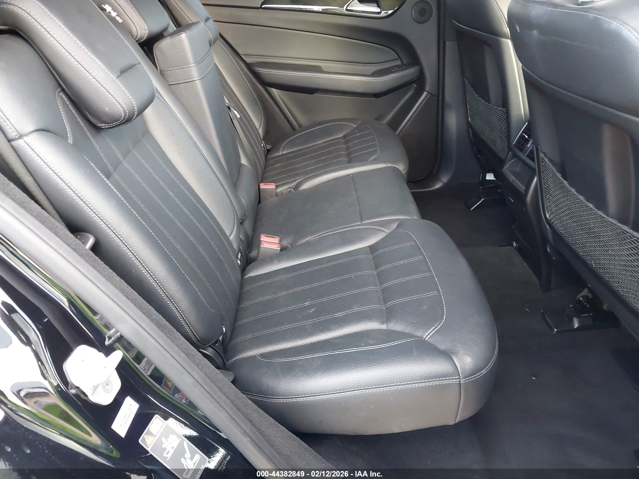 MERCEDES-BENZ GLE image 8