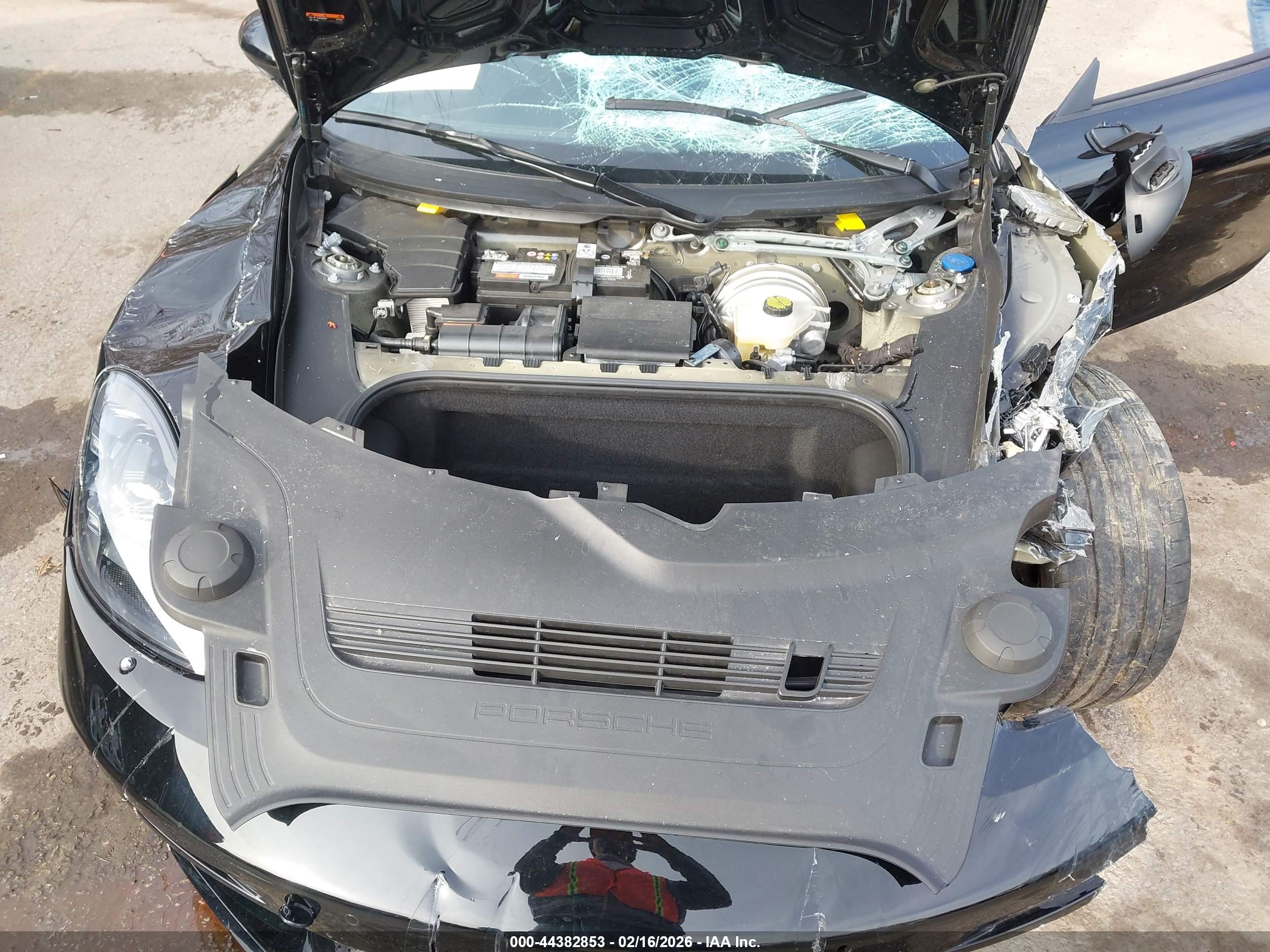 PORSCHE 718 image 10