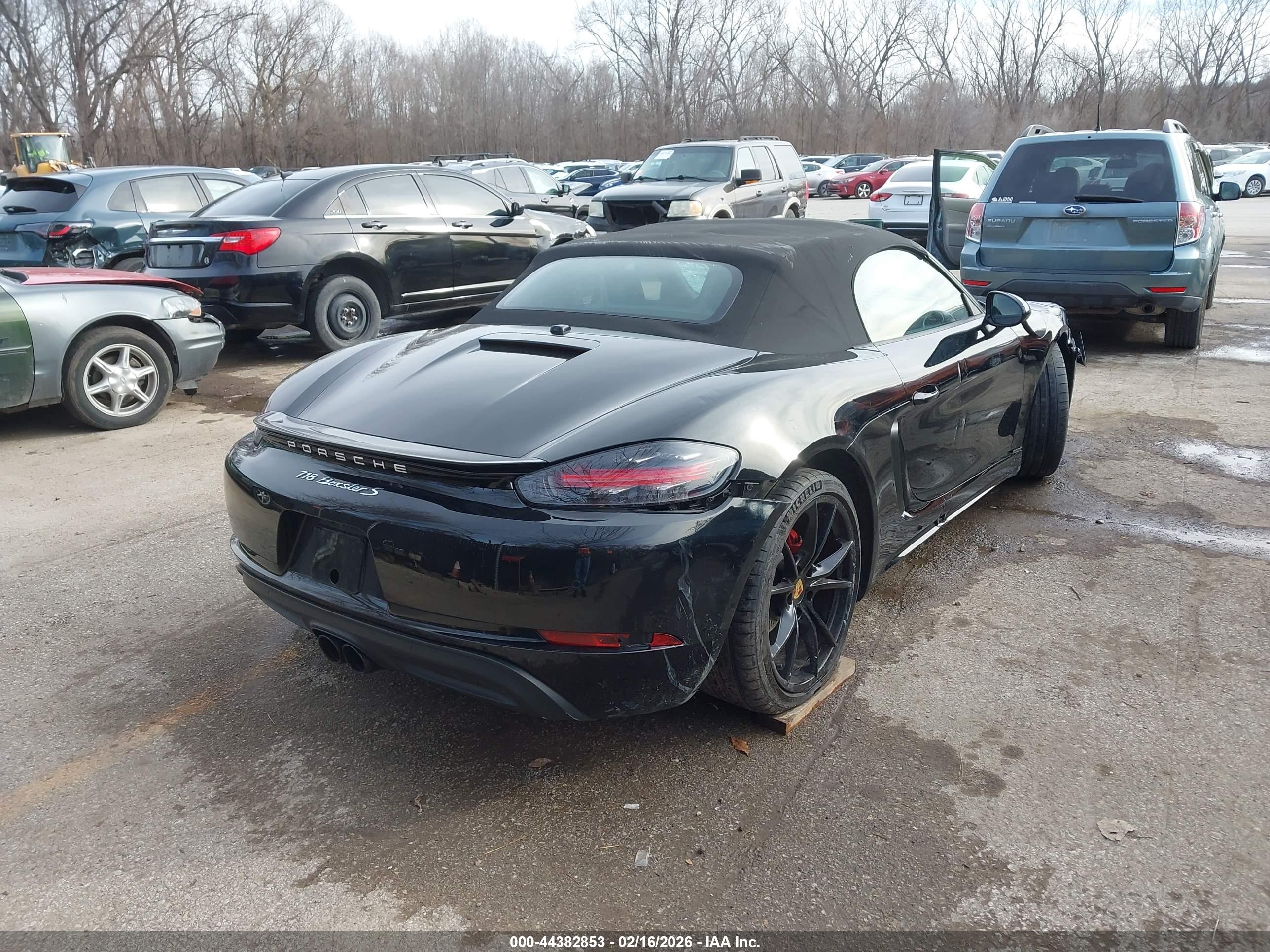 PORSCHE 718 image 4
