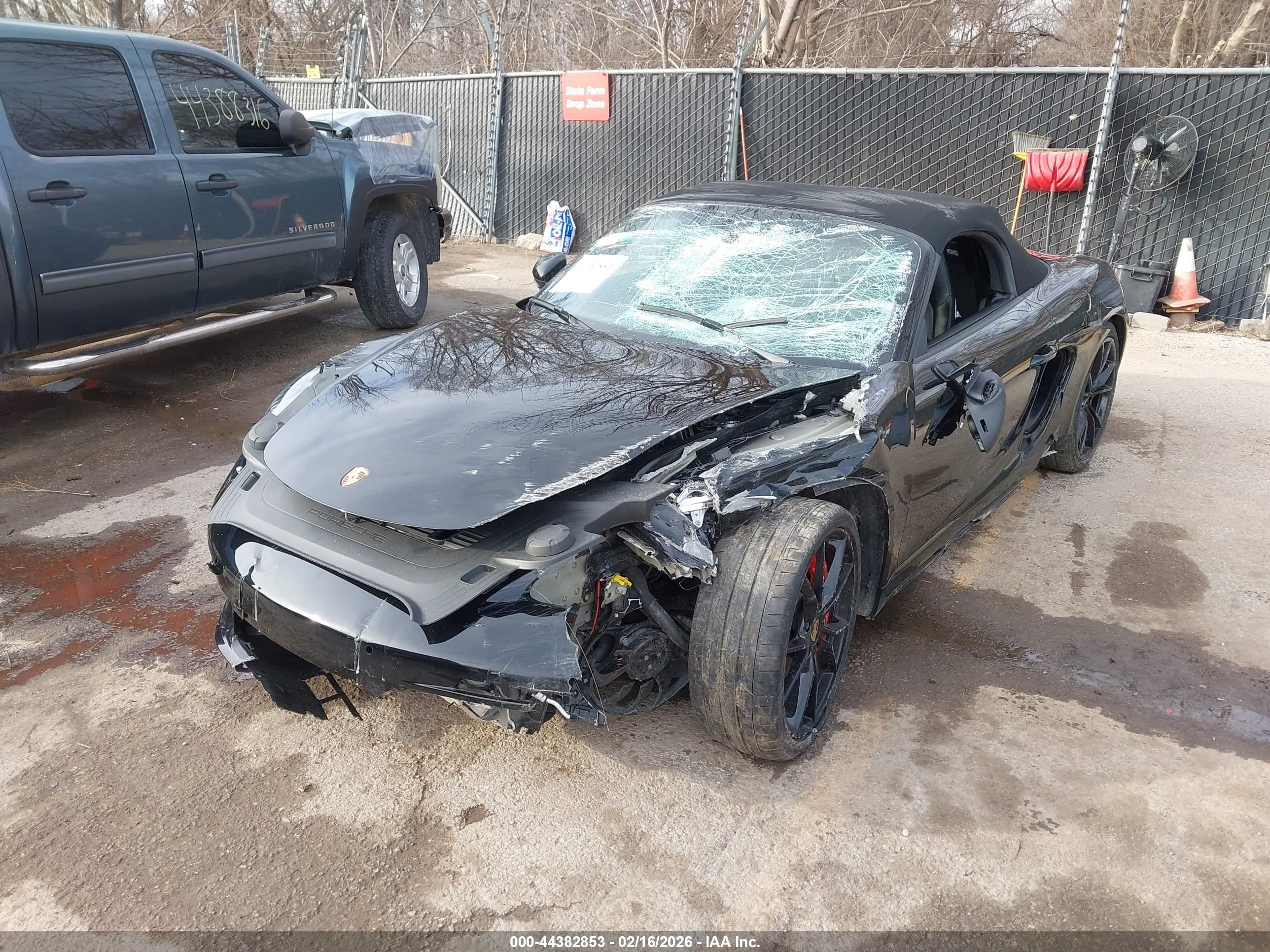 PORSCHE 718 image 6