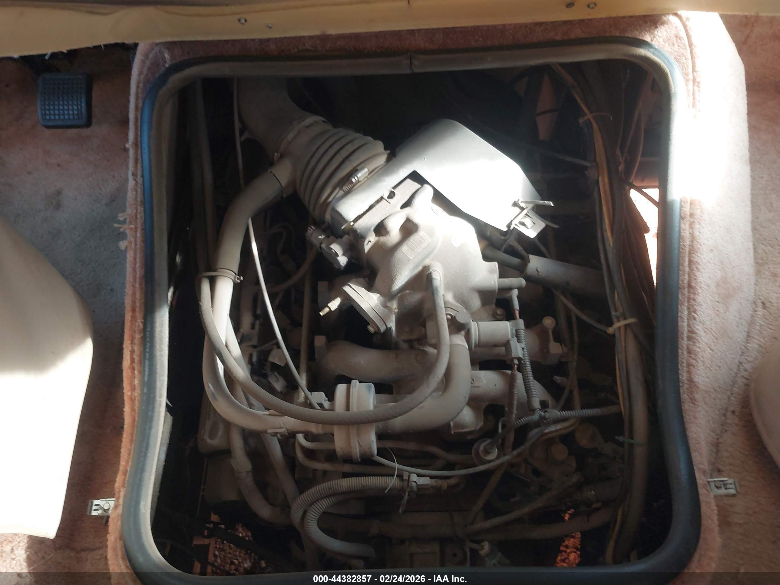 FORD F550 image 10