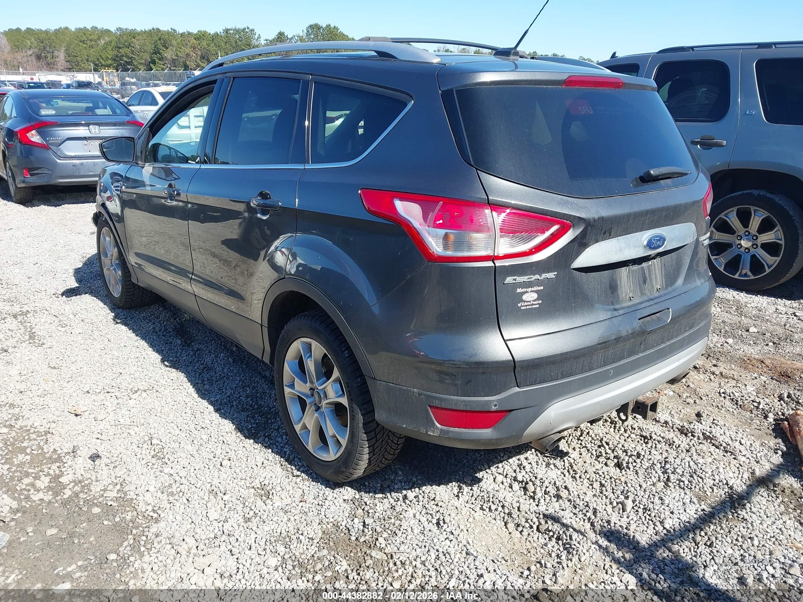 FORD ESCAPE image 3