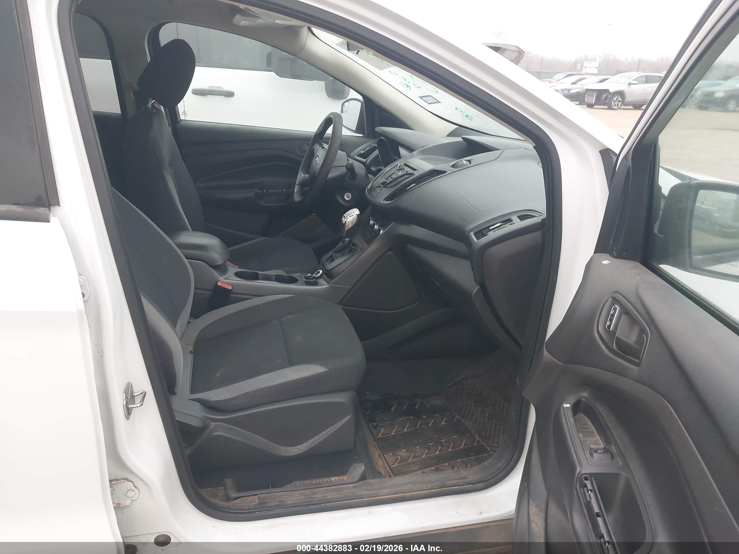 FORD ESCAPE image 5