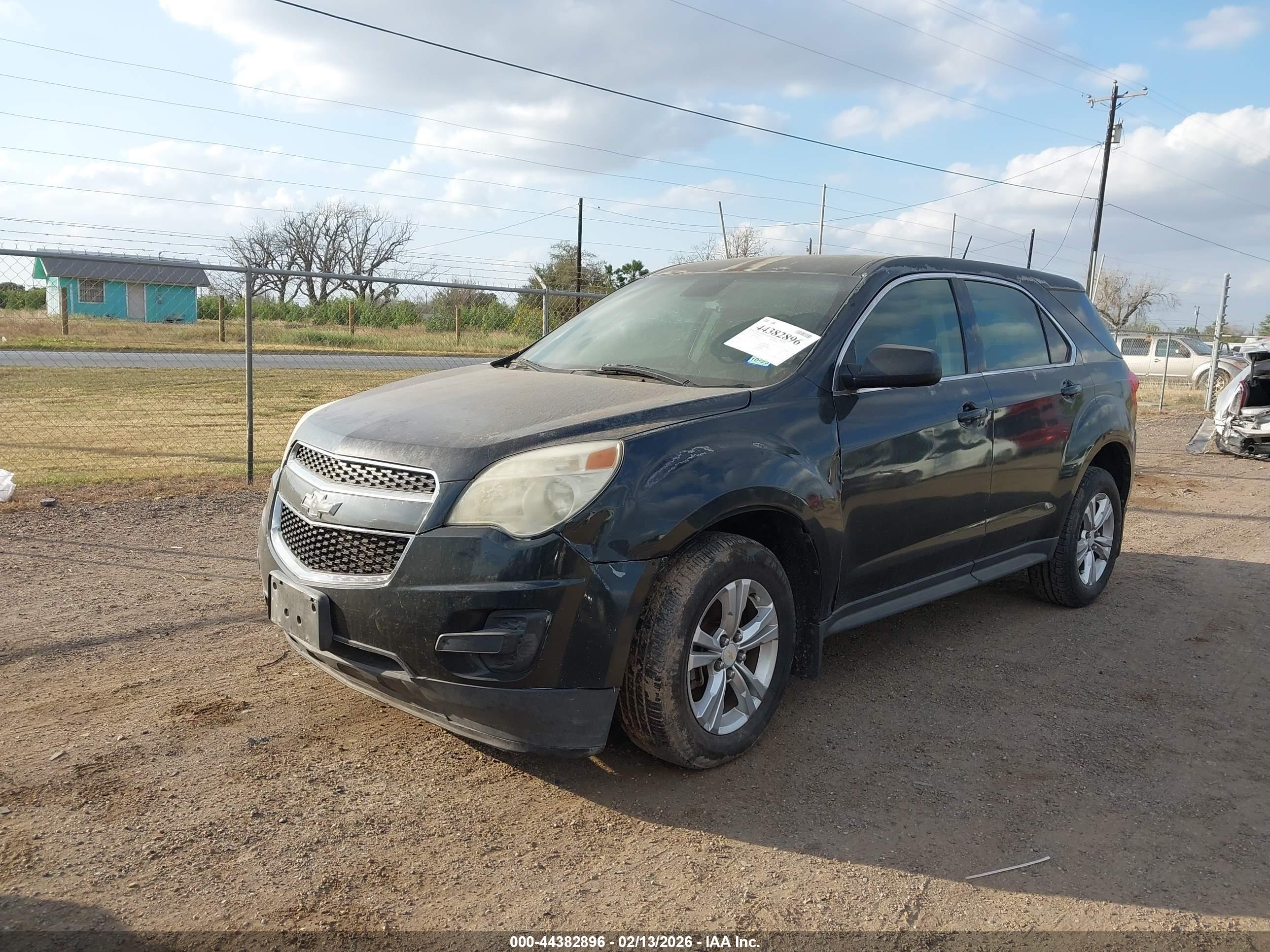 CHEVROLET EQUINOX image 2