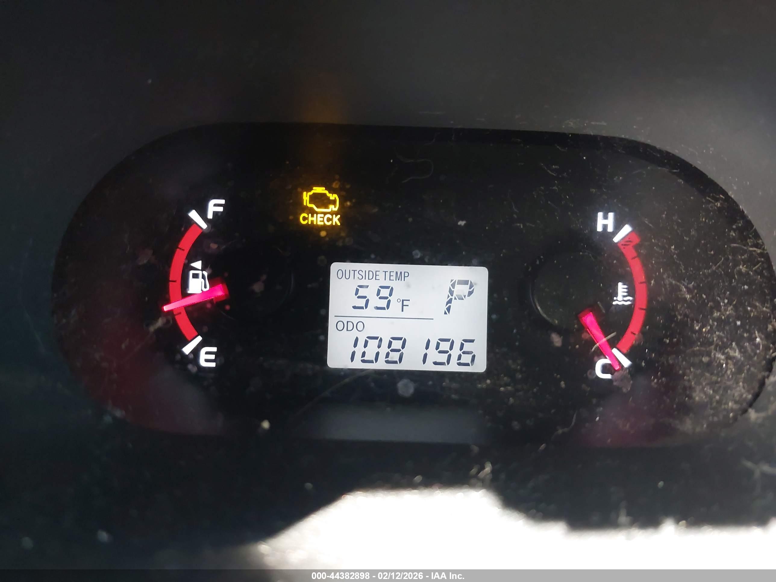 TOYOTA MATRIX image 7