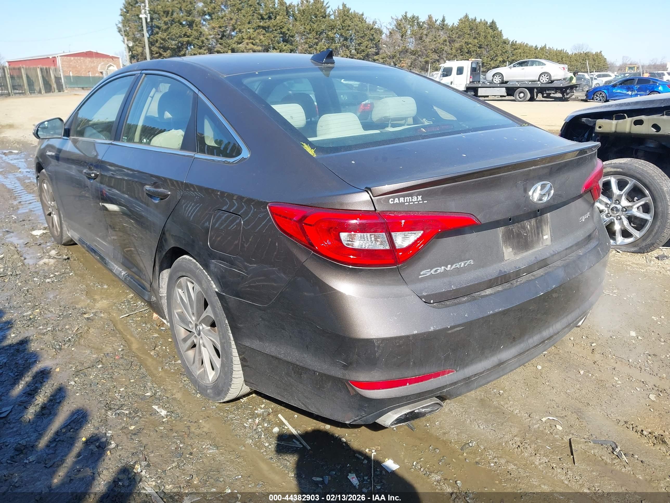 HYUNDAI SONATA image 3