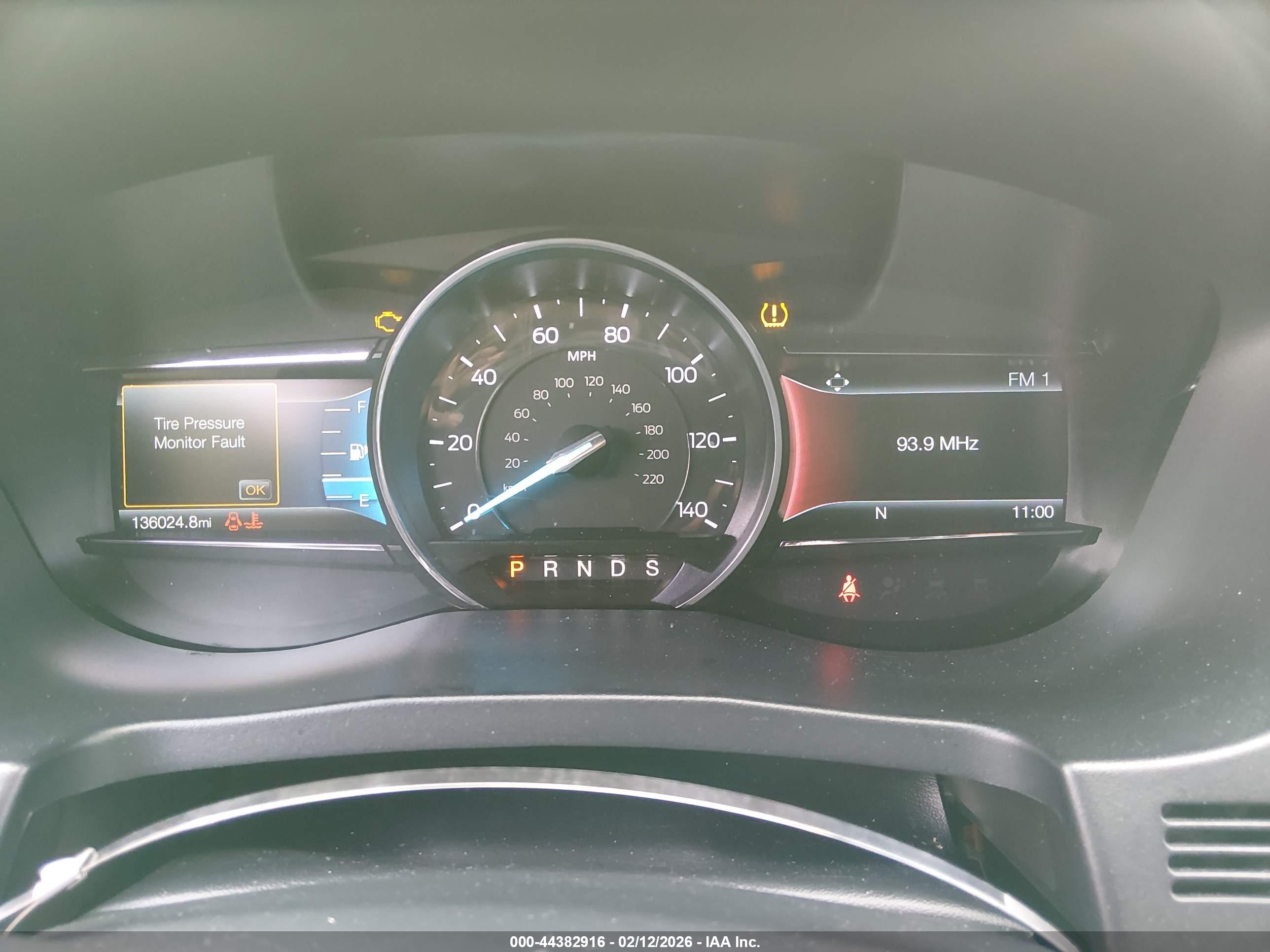 FORD EXPLORER image 7