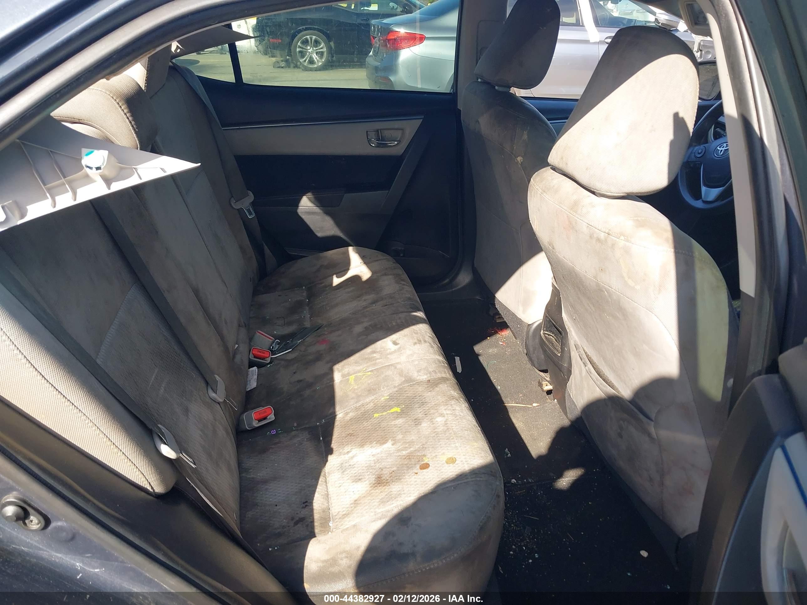 TOYOTA COROLLA image 8