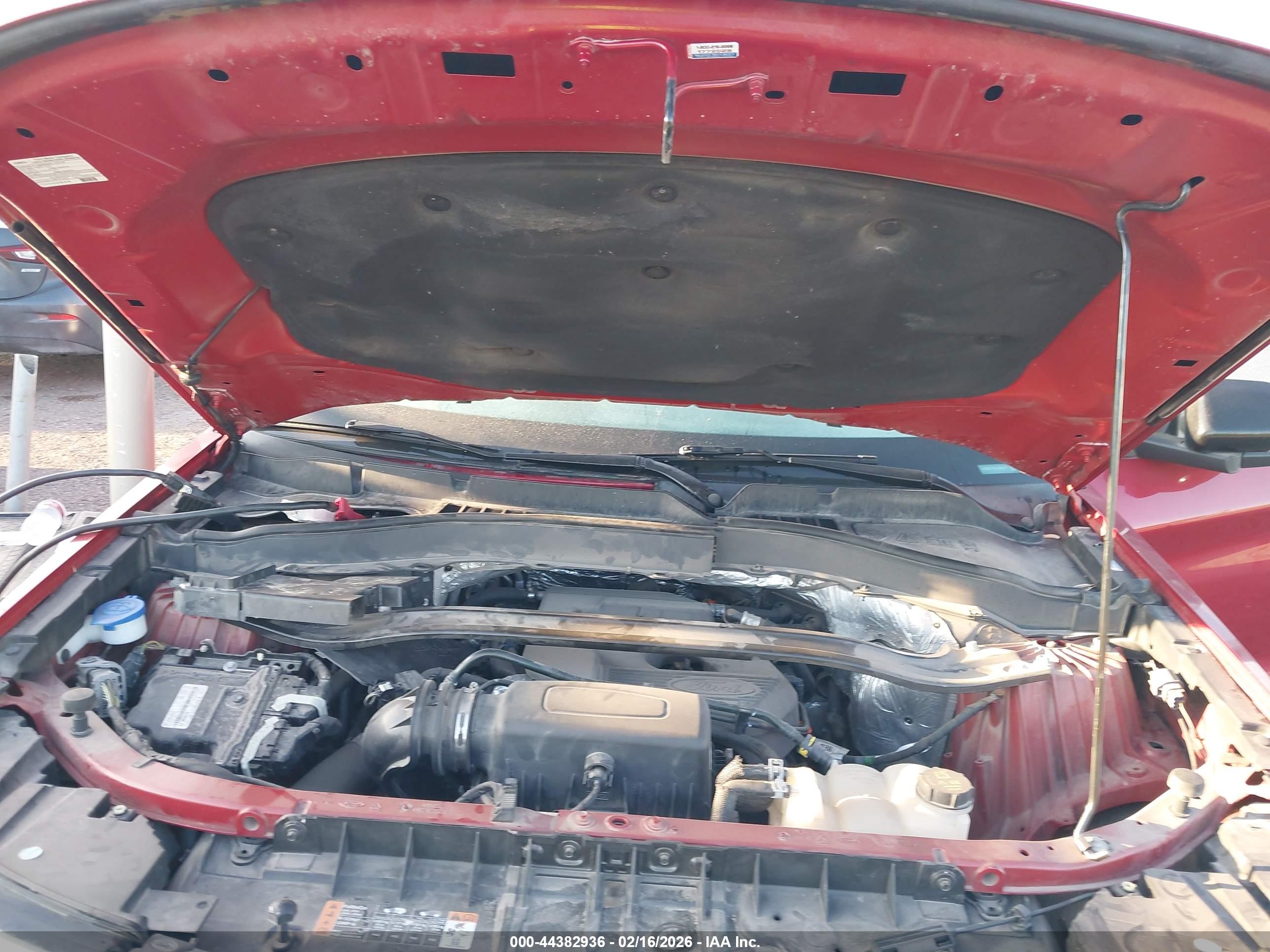 FORD EXPLORER image 10