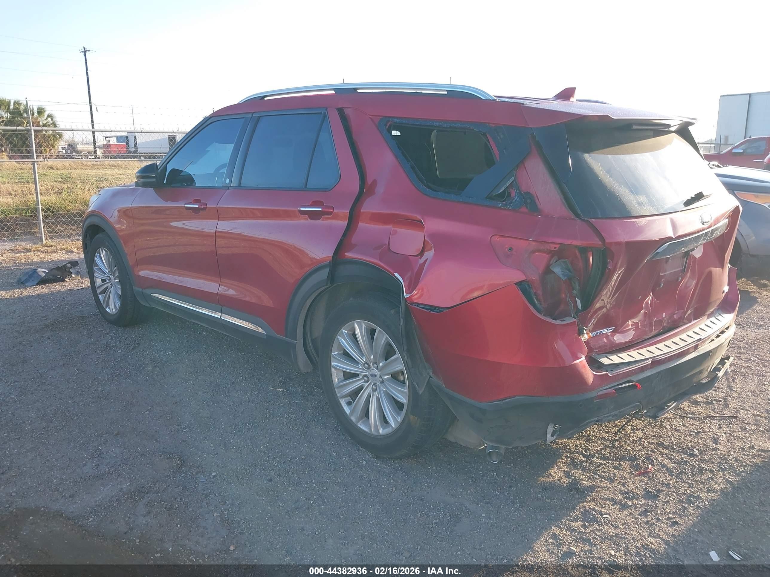 FORD EXPLORER image 3