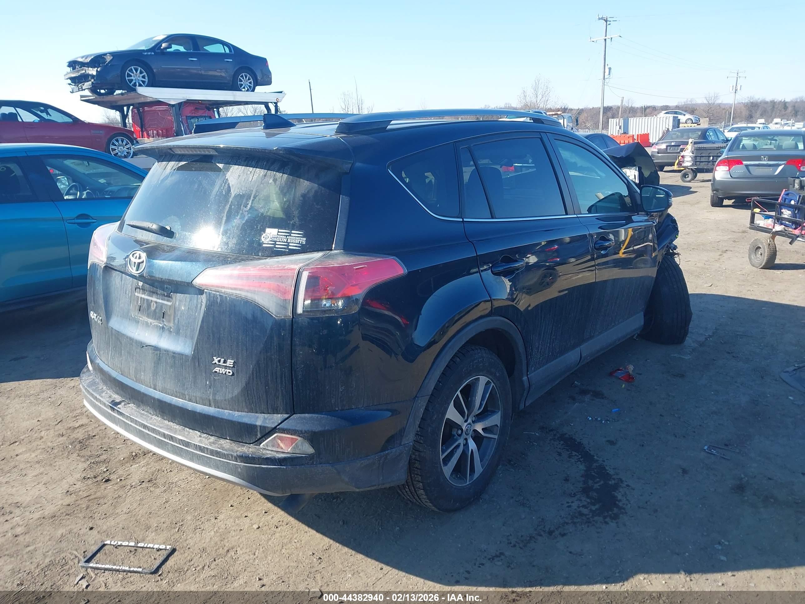 TOYOTA RAV4 image 4