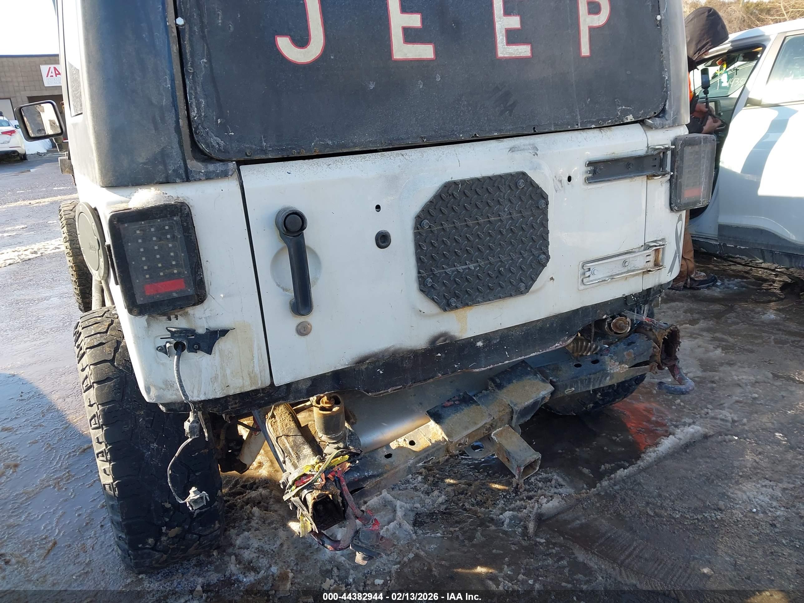 JEEP WRANGLER image 6
