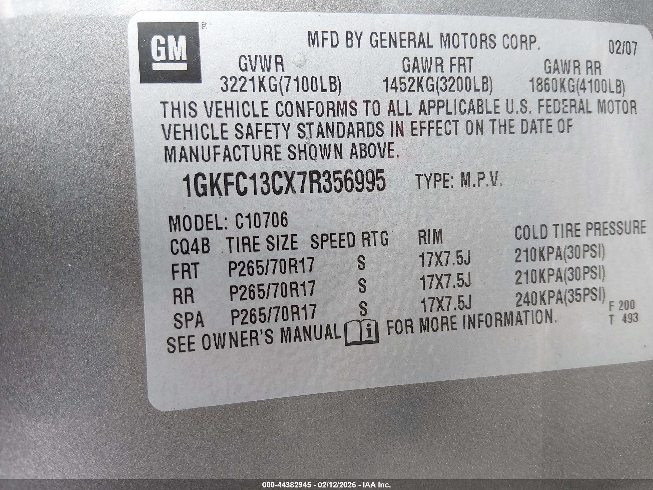 GMC YUKON image 9