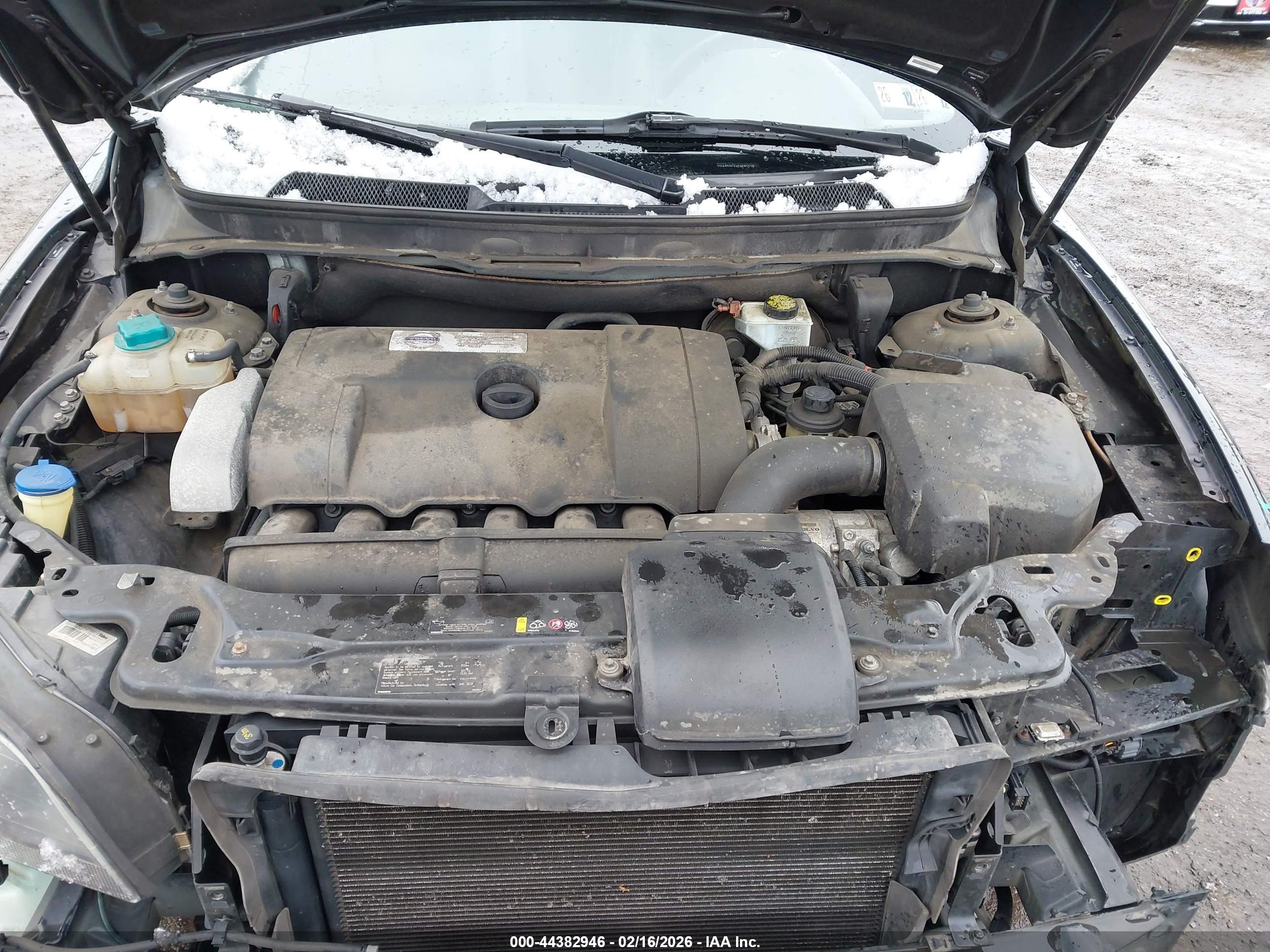 VOLVO XC90 image 10