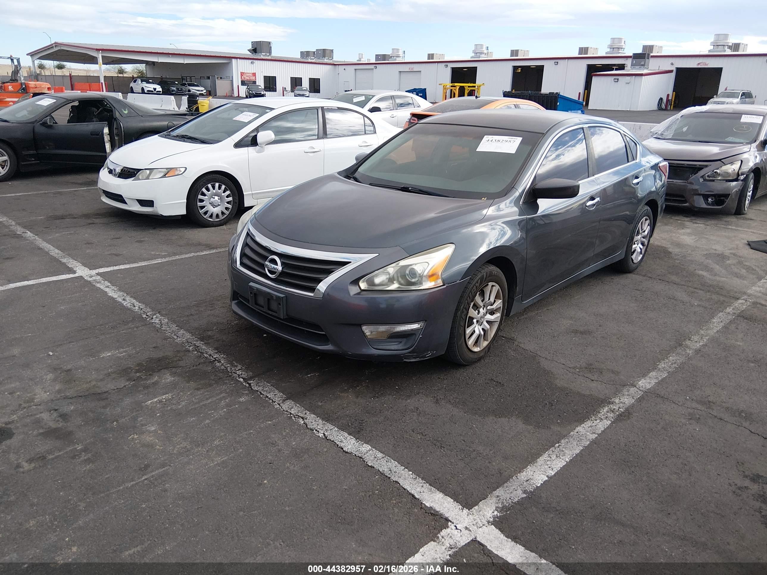 NISSAN ALTIMA image 2