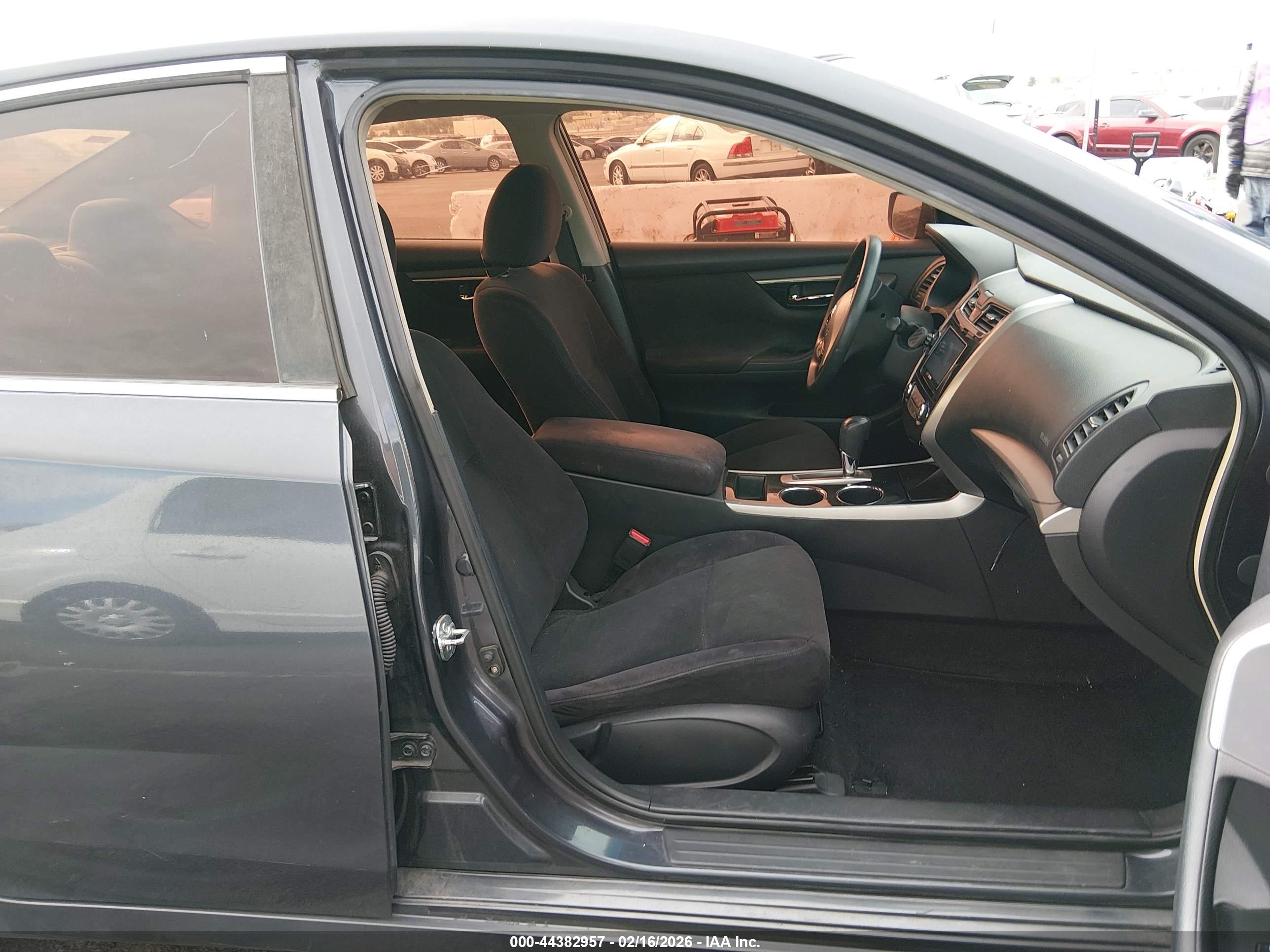 NISSAN ALTIMA image 5