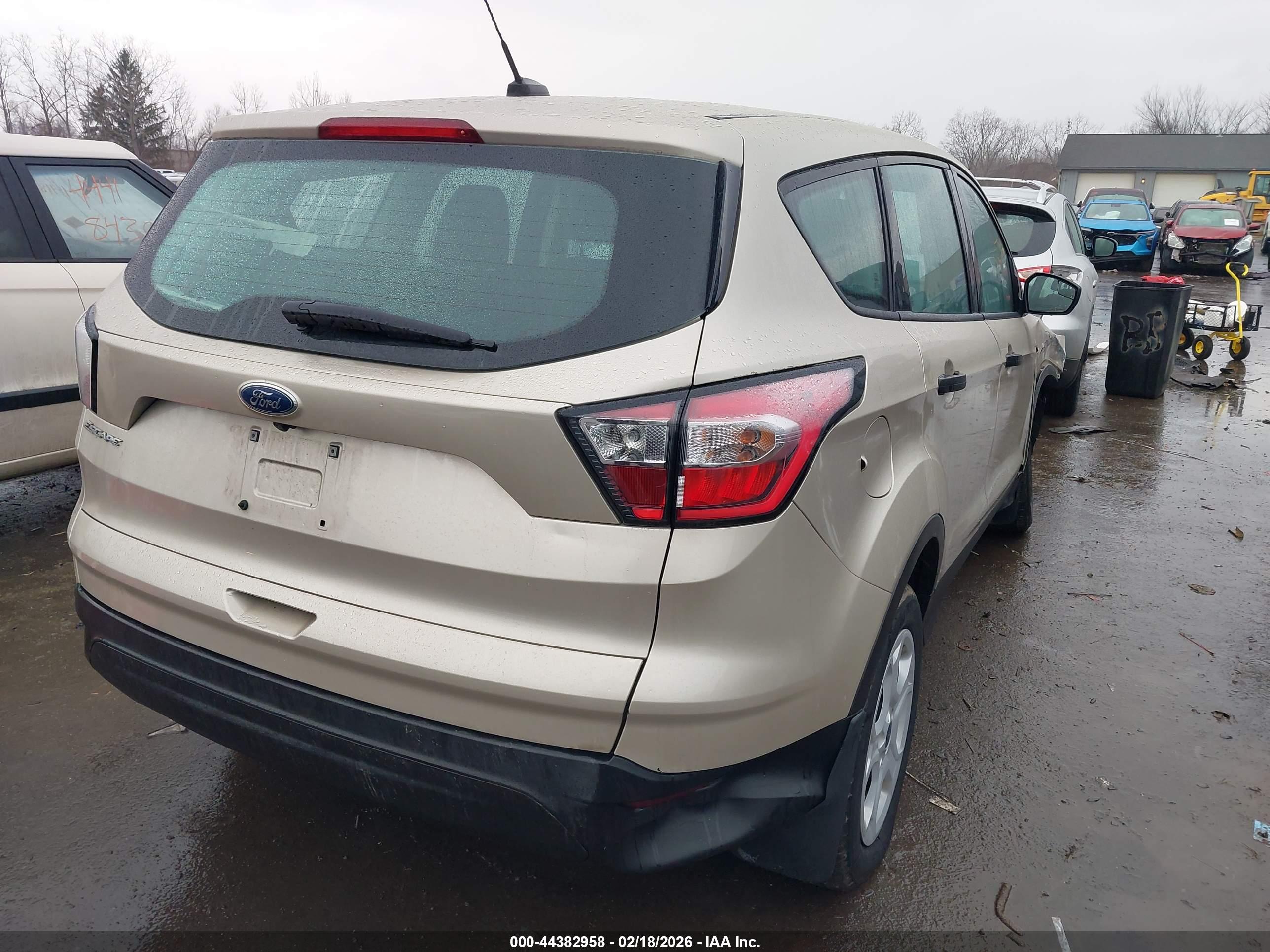 FORD ESCAPE image 4