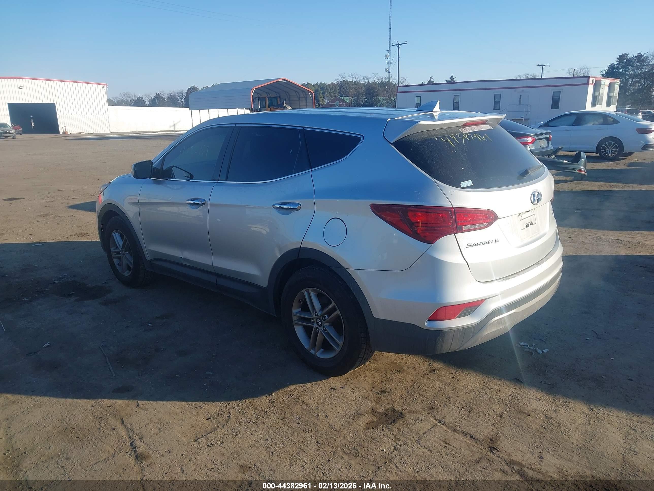 HYUNDAI SANTA image 3