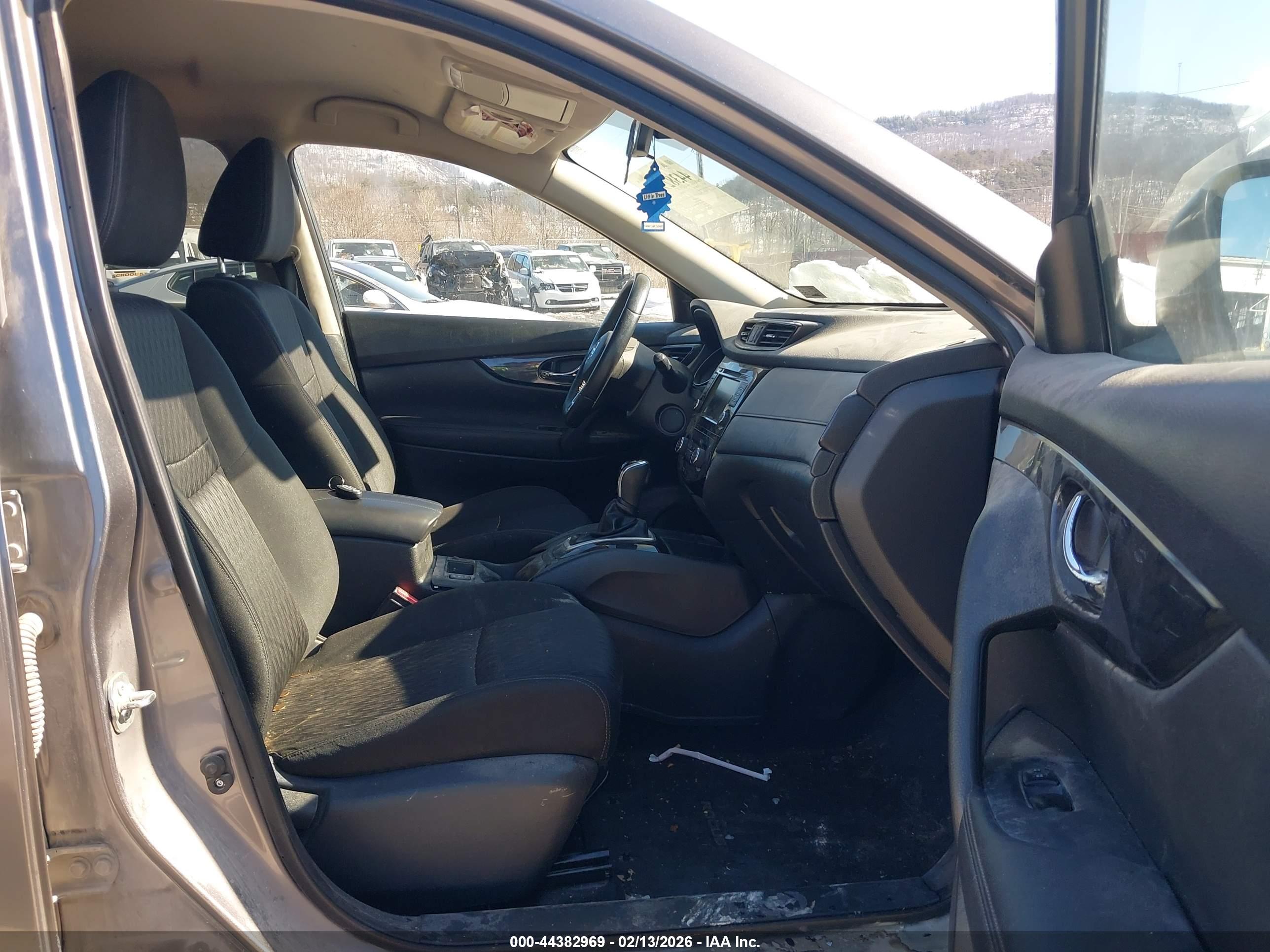 NISSAN ROGUE image 5