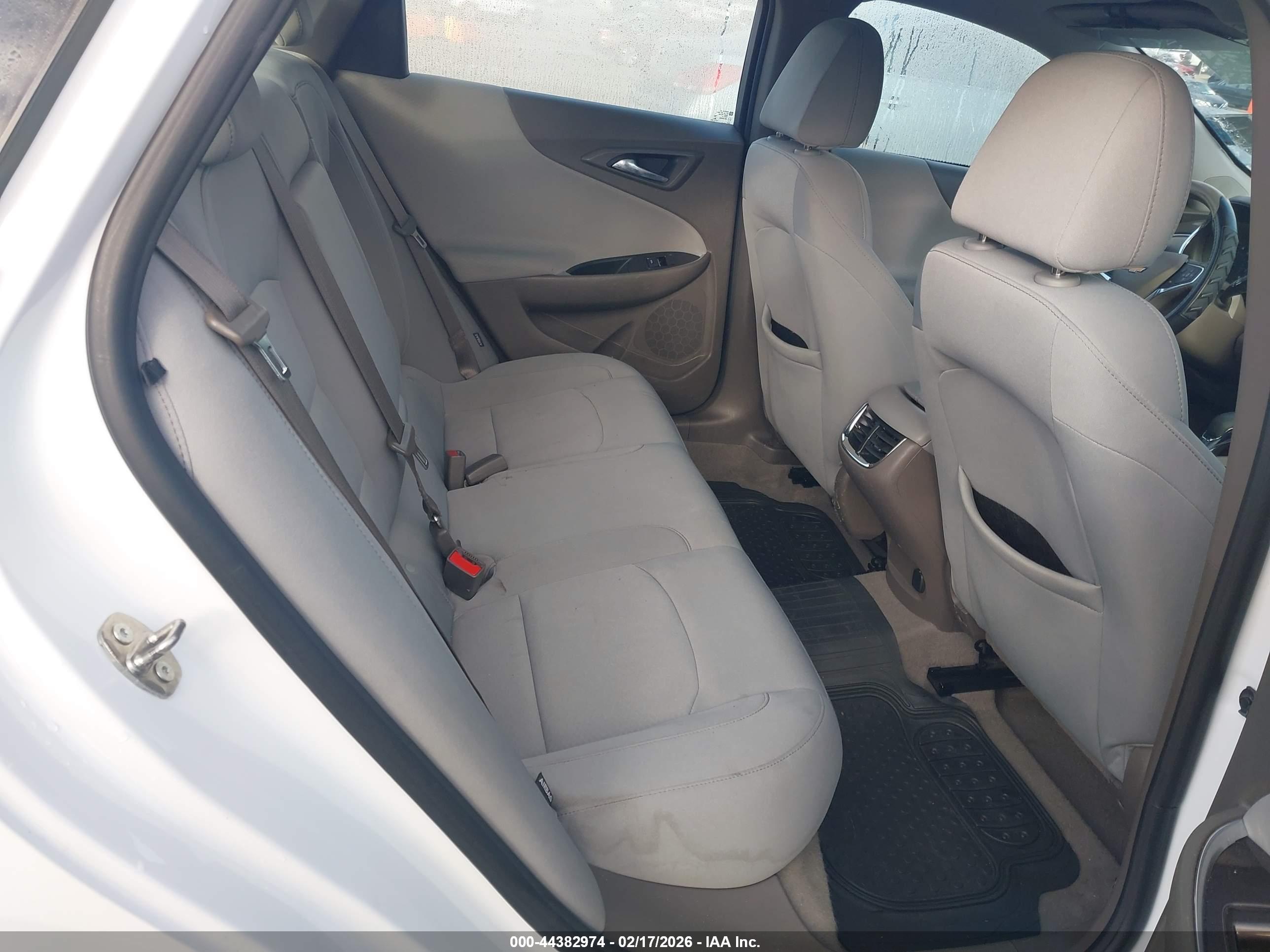 CHEVROLET MALIBU image 8