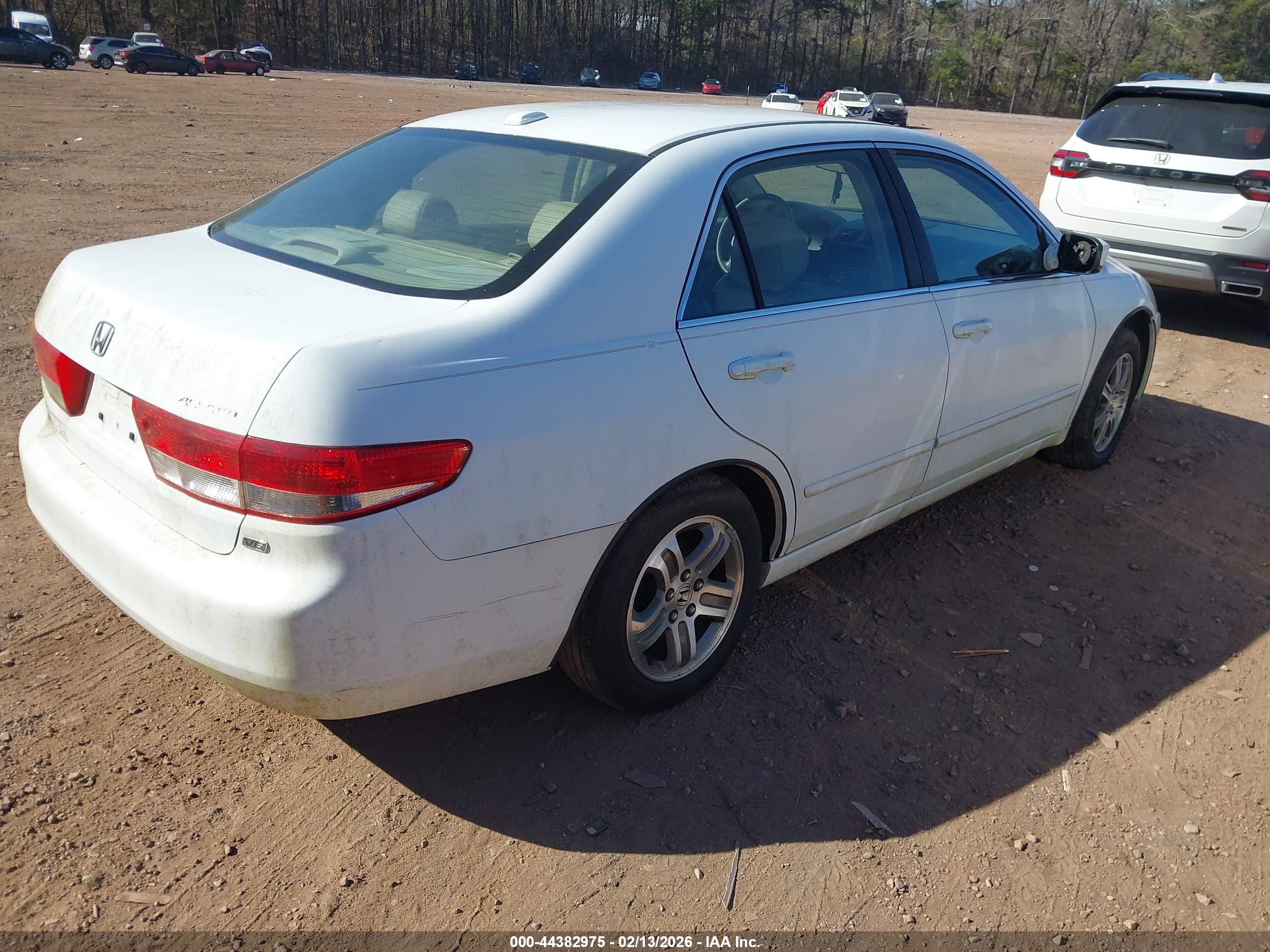 HONDA ACCORD image 4