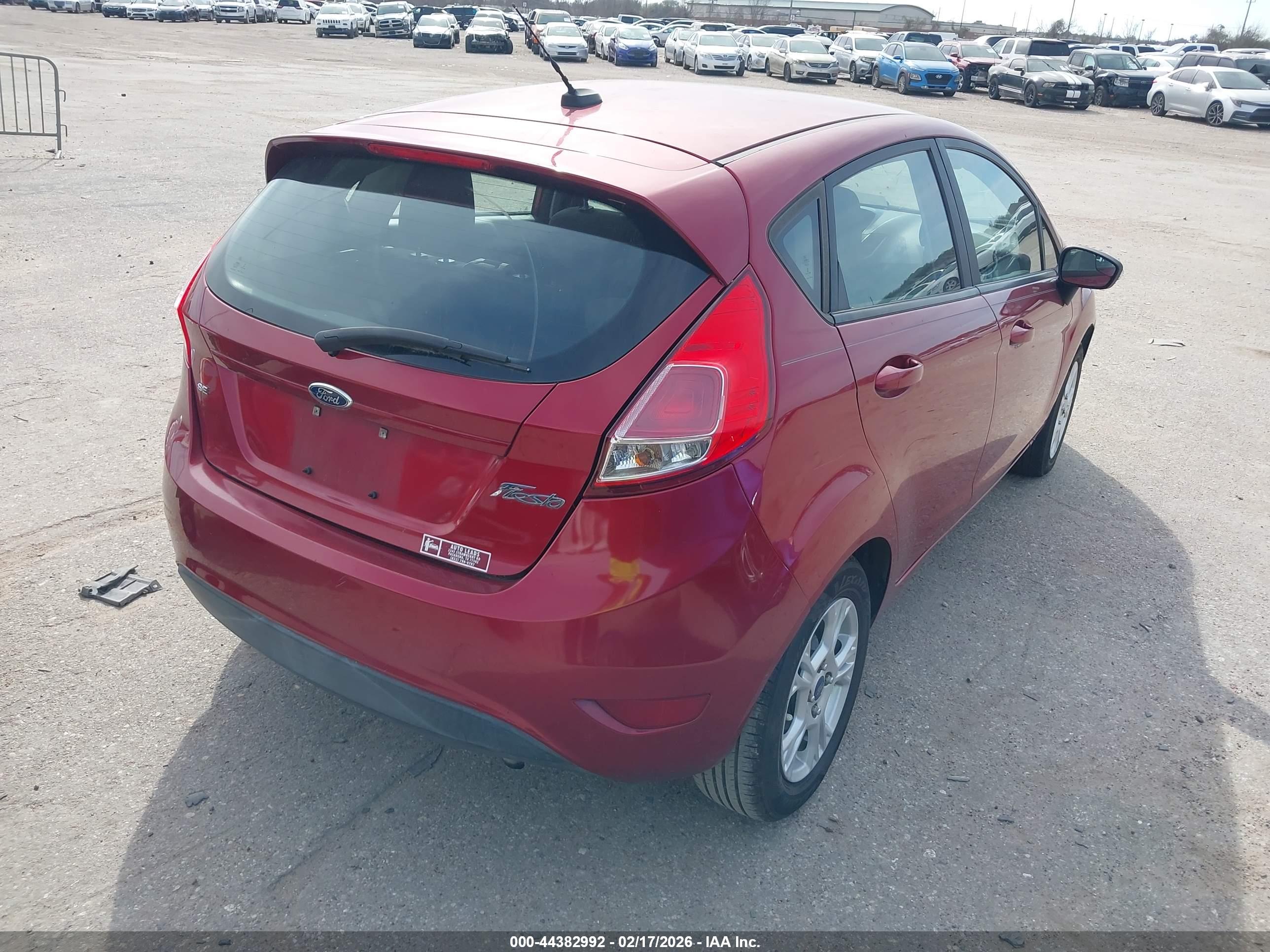 FORD FIESTA image 4