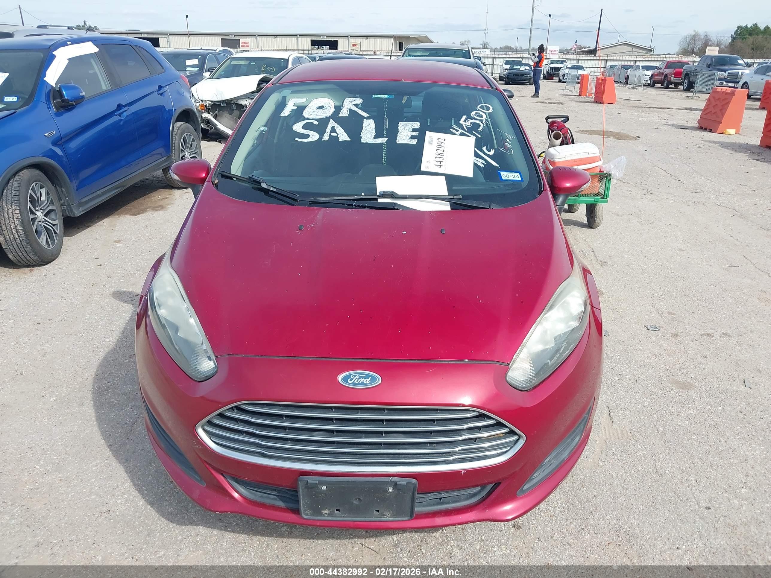 FORD FIESTA image 6