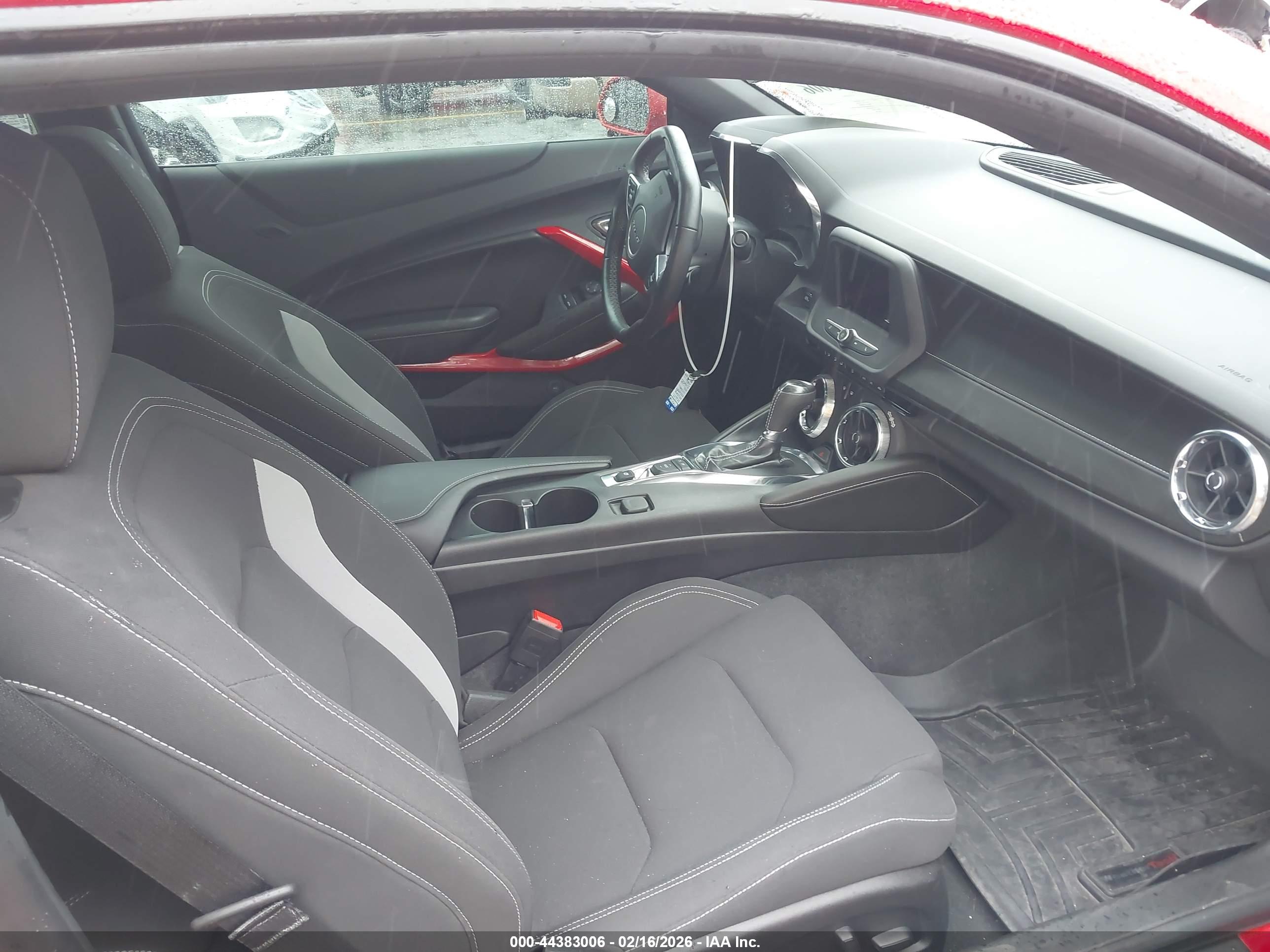 CHEVROLET CAMARO image 5
