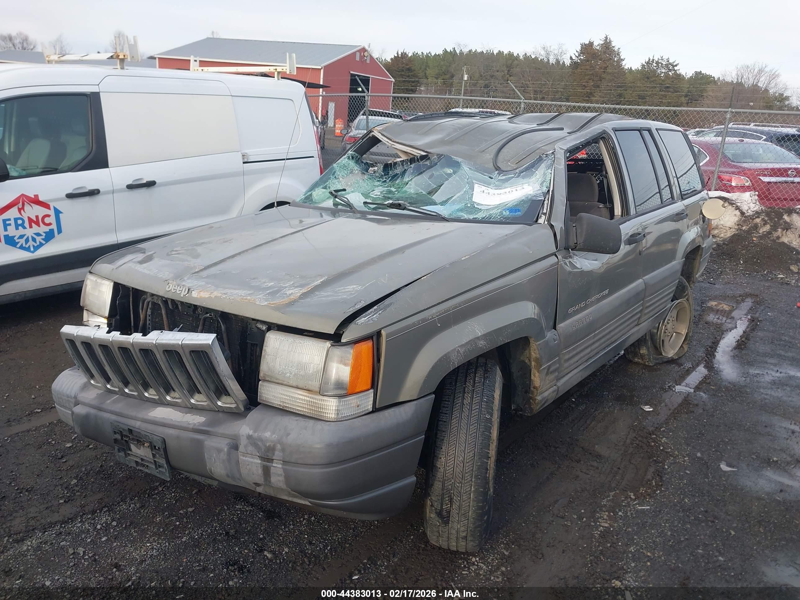 JEEP GRAND image 2