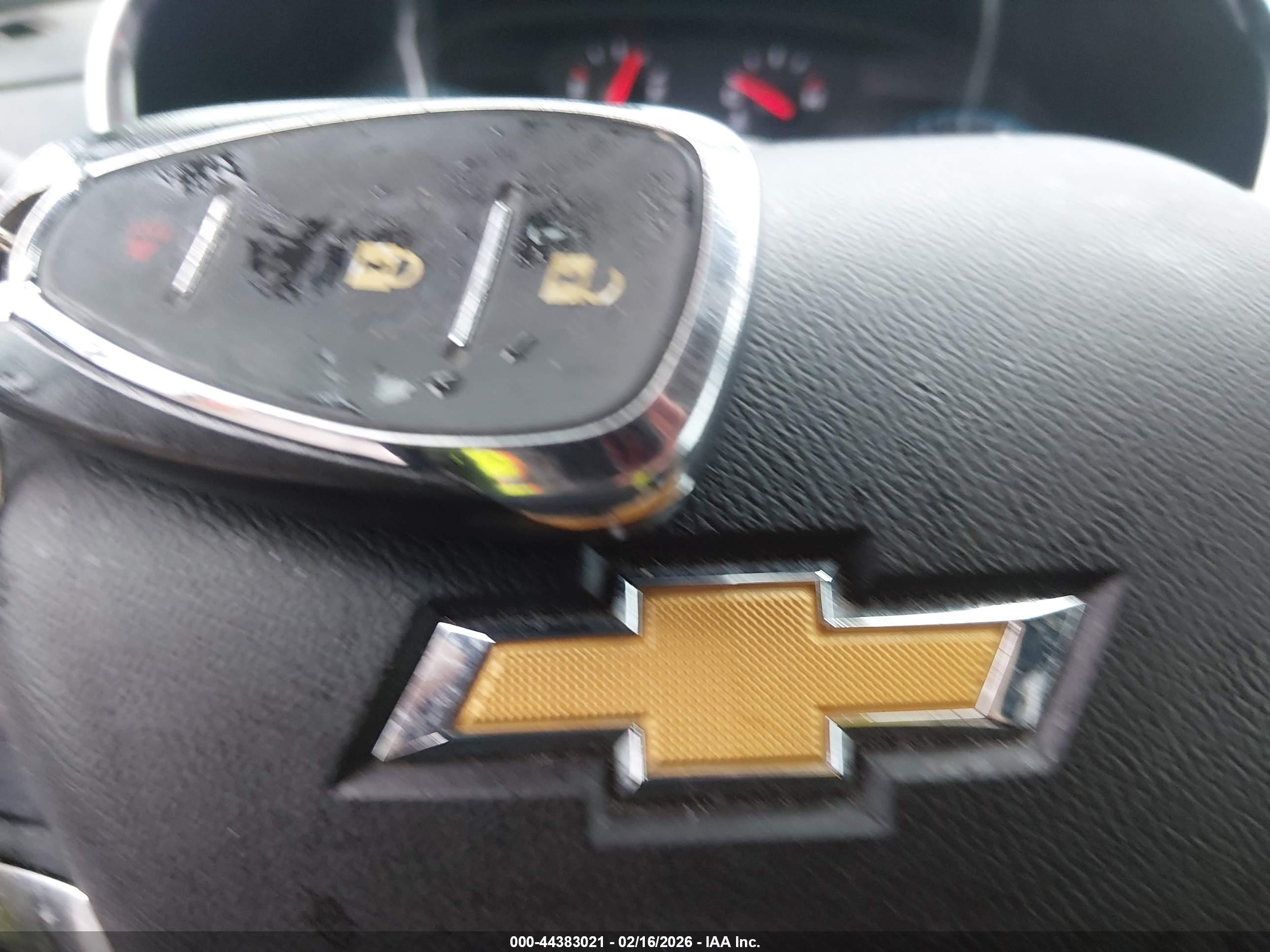 CHEVROLET EQUINOX image 11