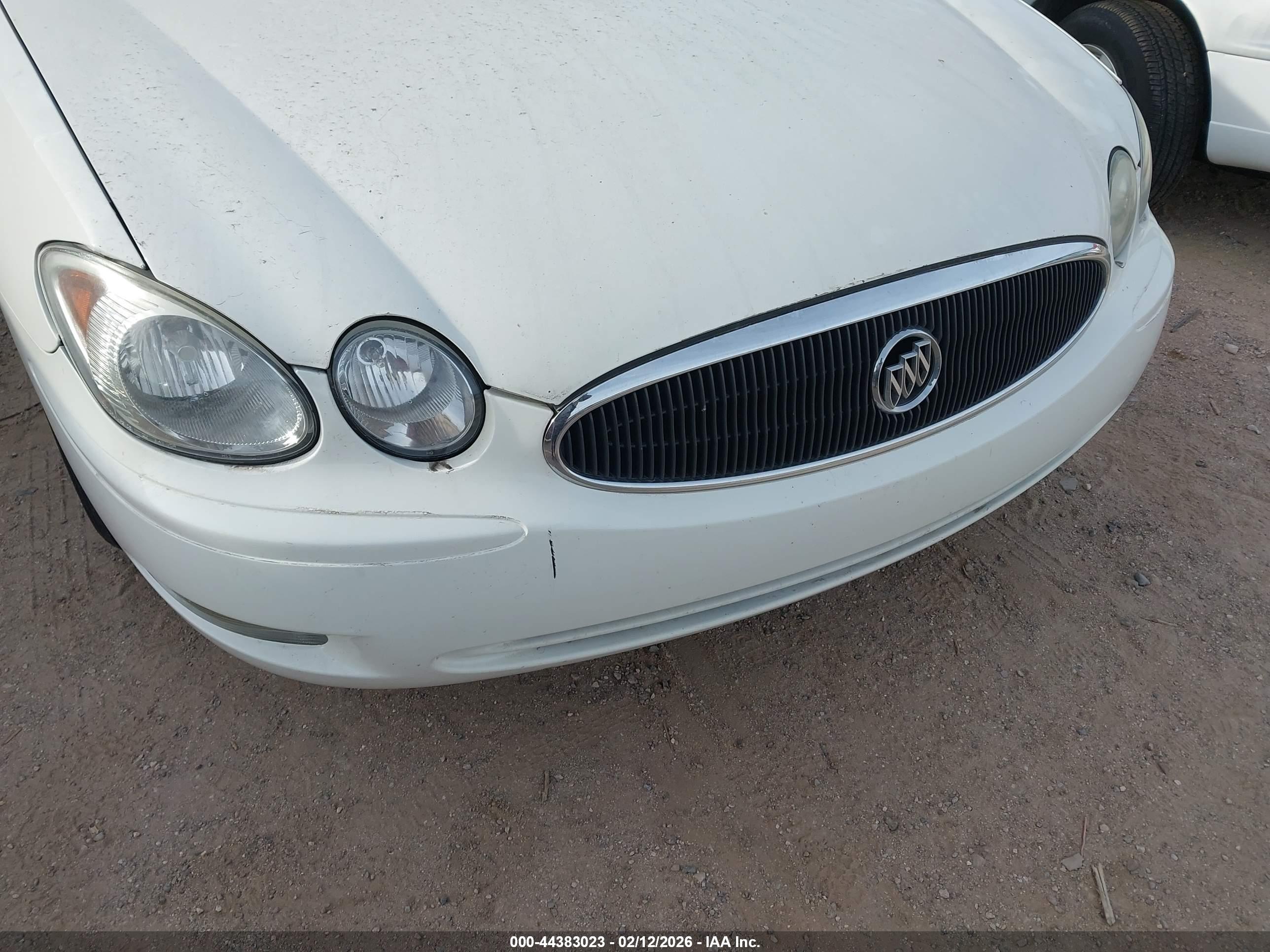 BUICK LACROSSE image 6