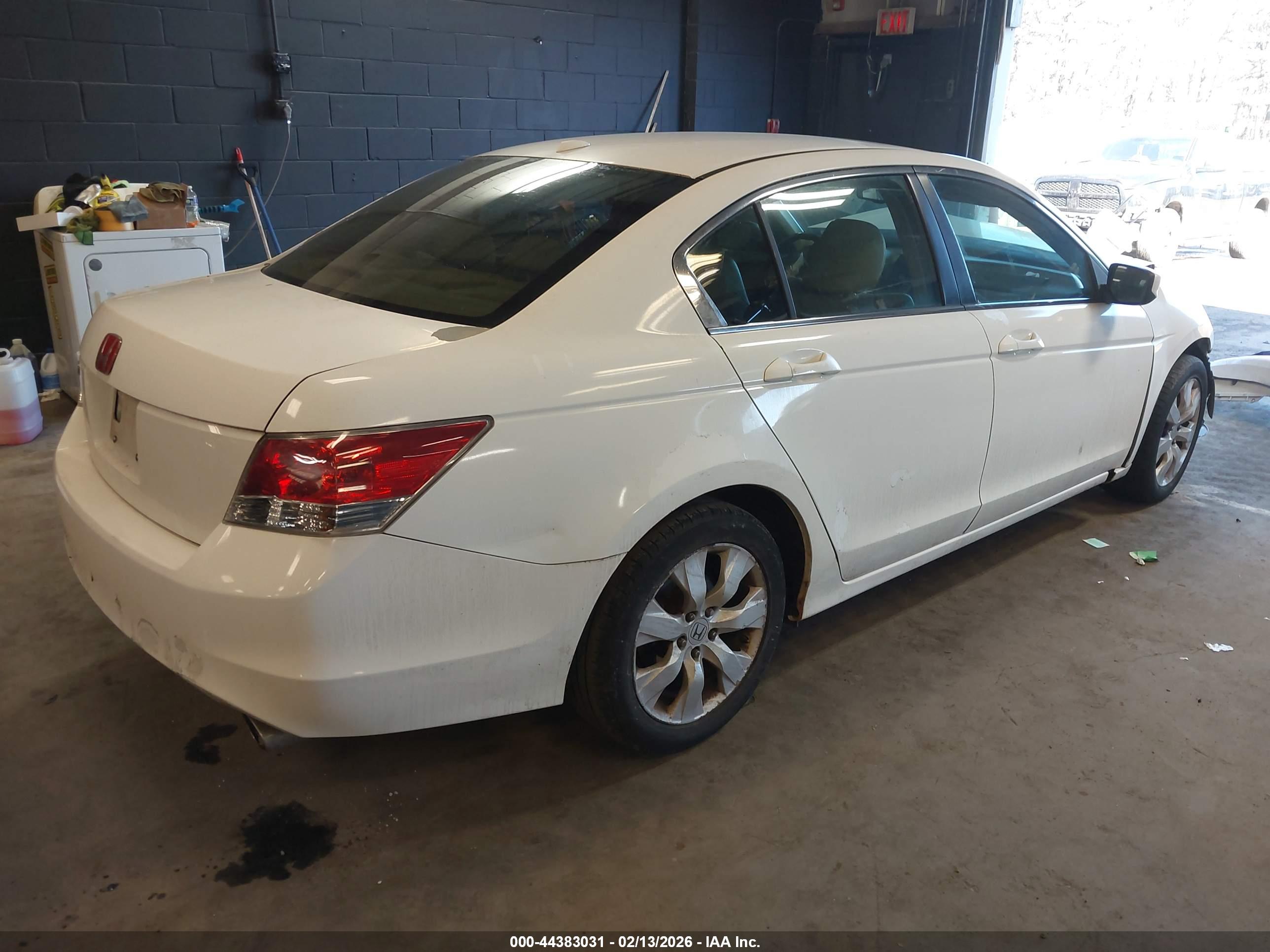 HONDA ACCORD image 4