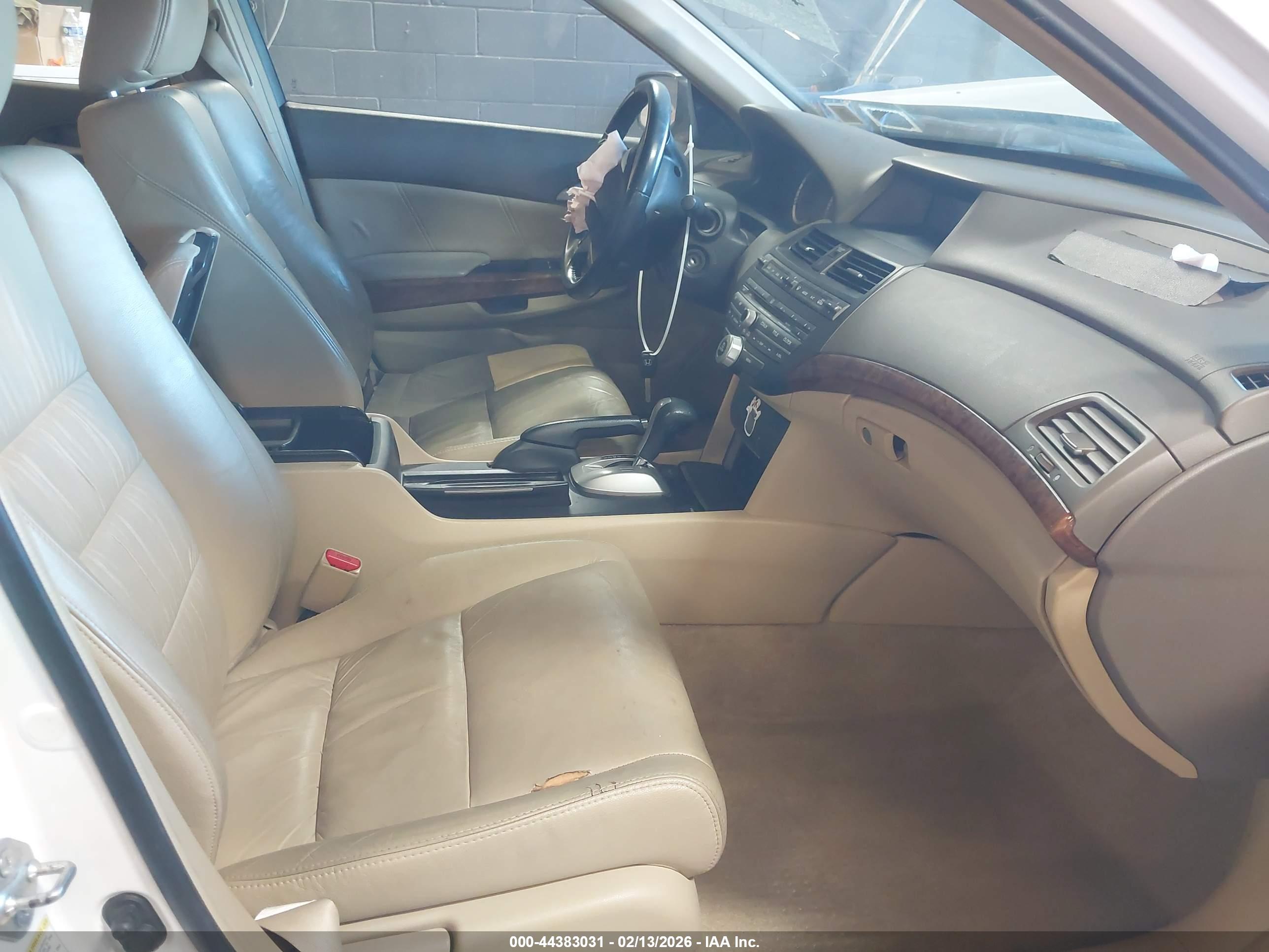 HONDA ACCORD image 5