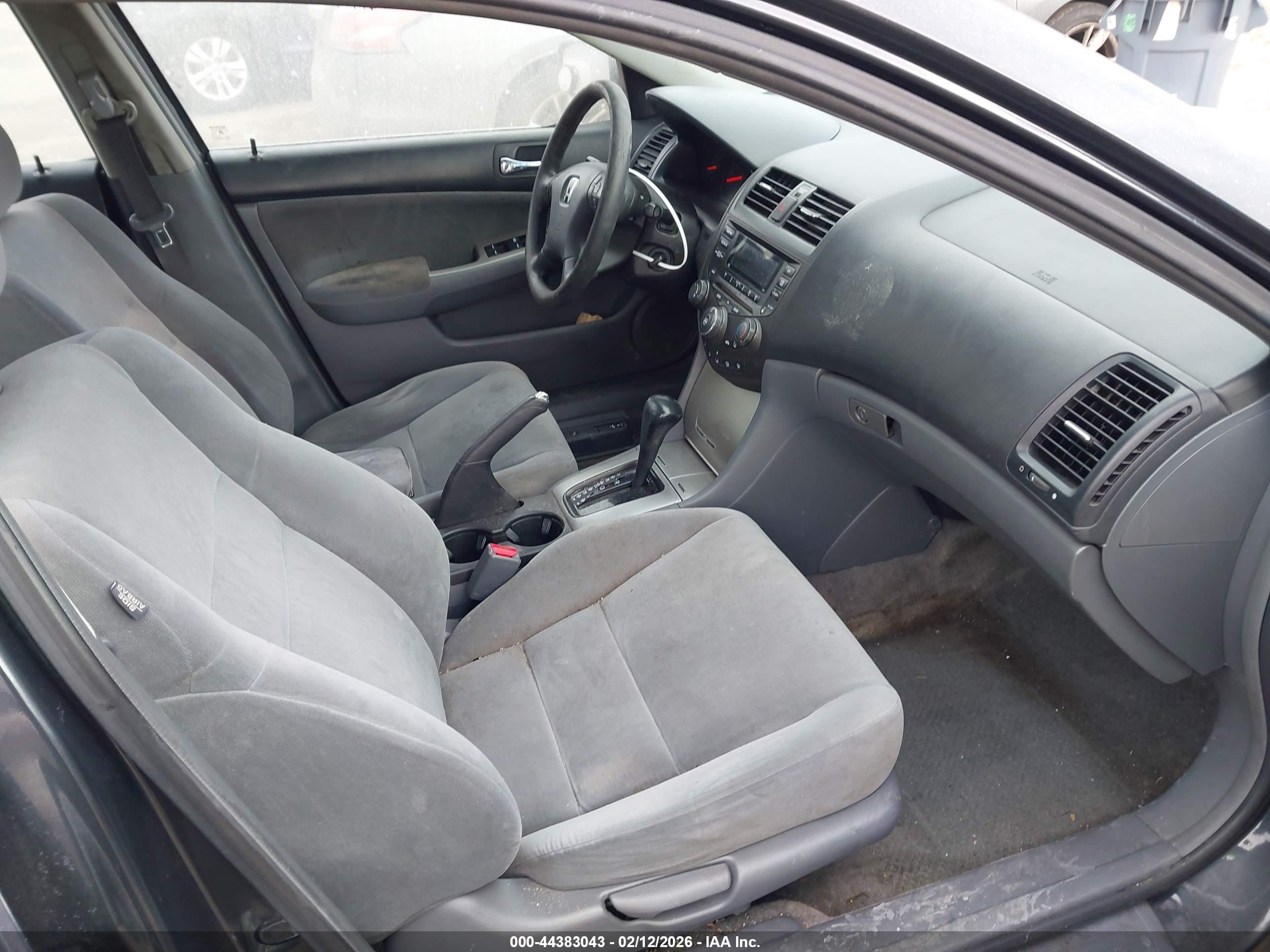 HONDA ACCORD image 5