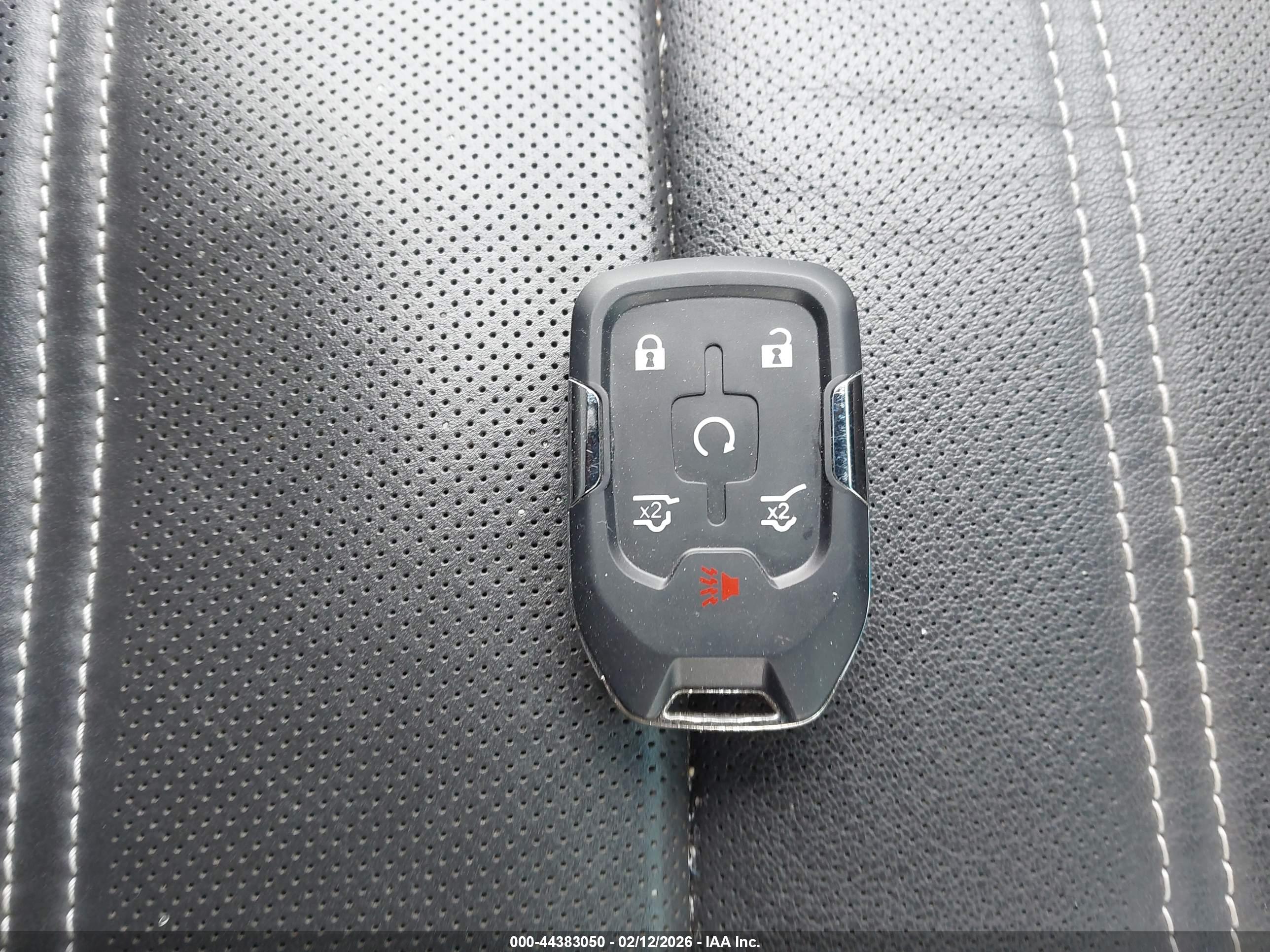 GMC YUKON image 11