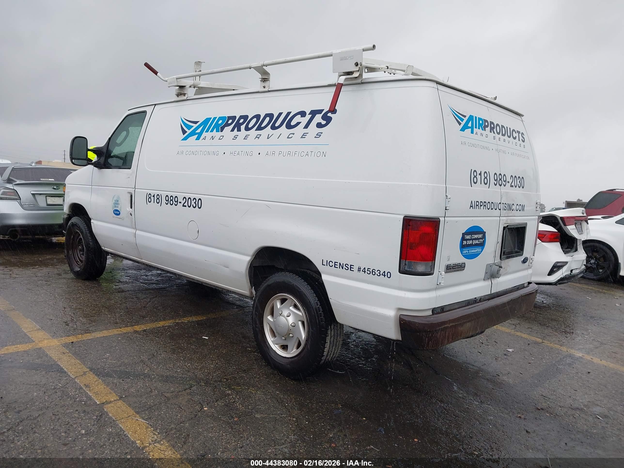 FORD E-250 image 3
