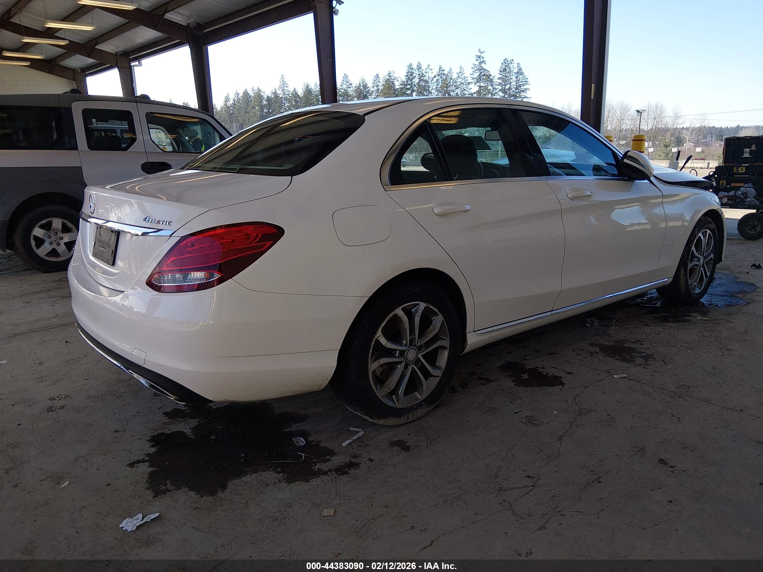 MERCEDES-BENZ C image 4