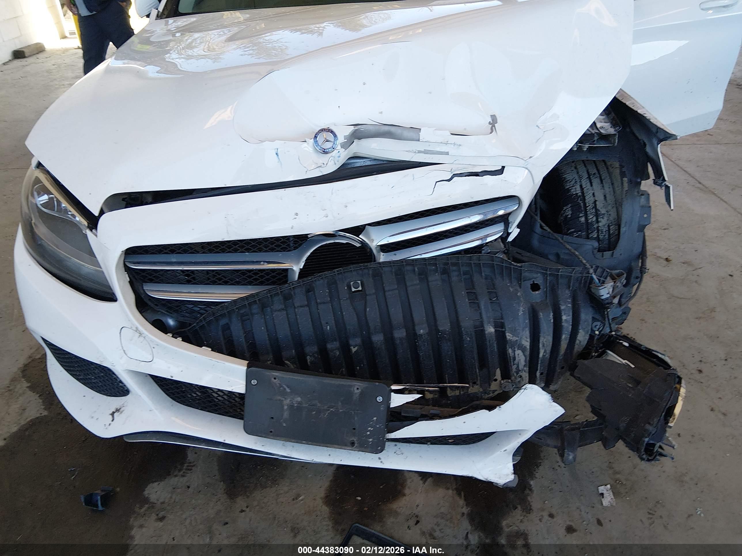 MERCEDES-BENZ C image 6