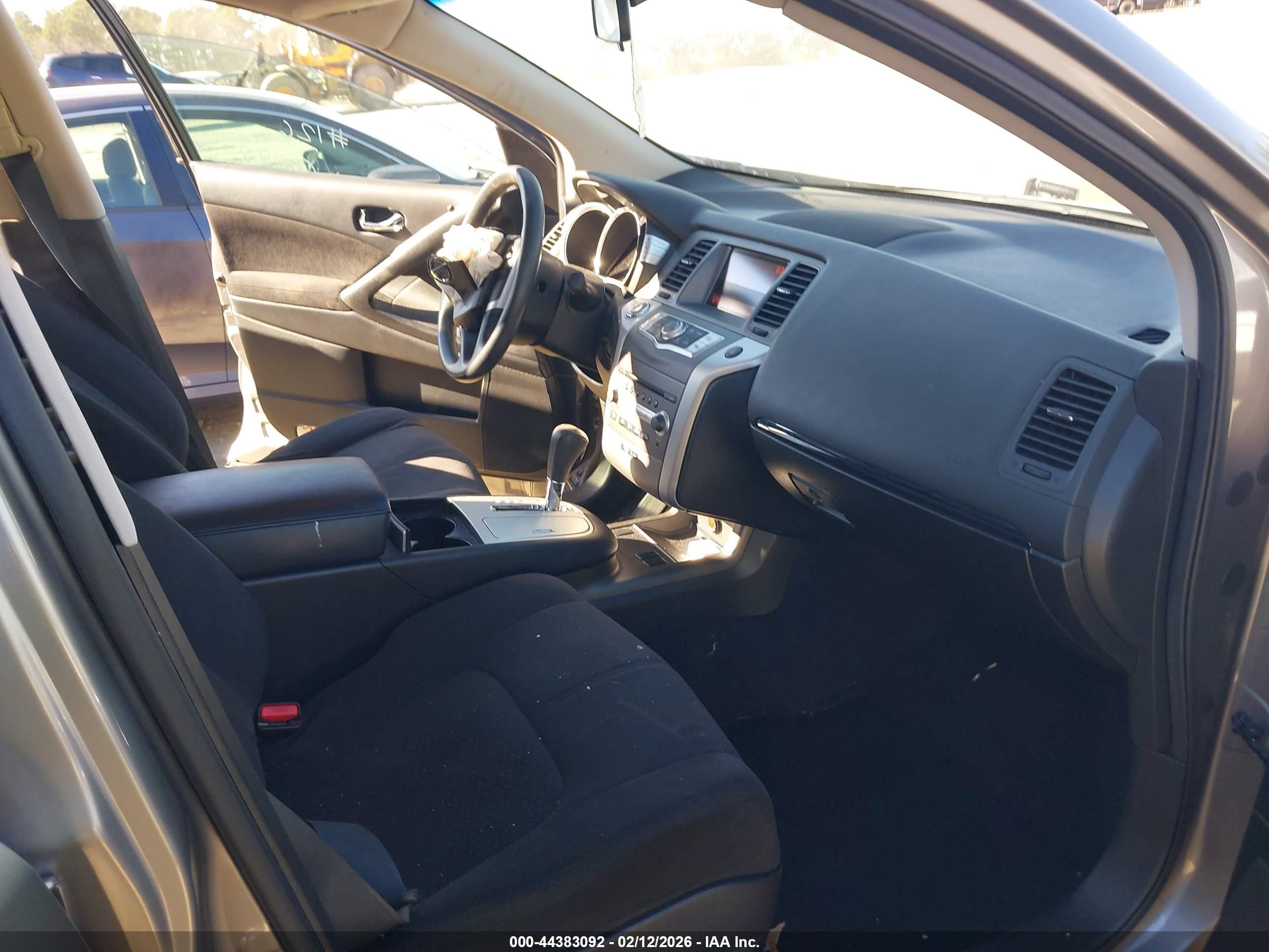 NISSAN MURANO image 5