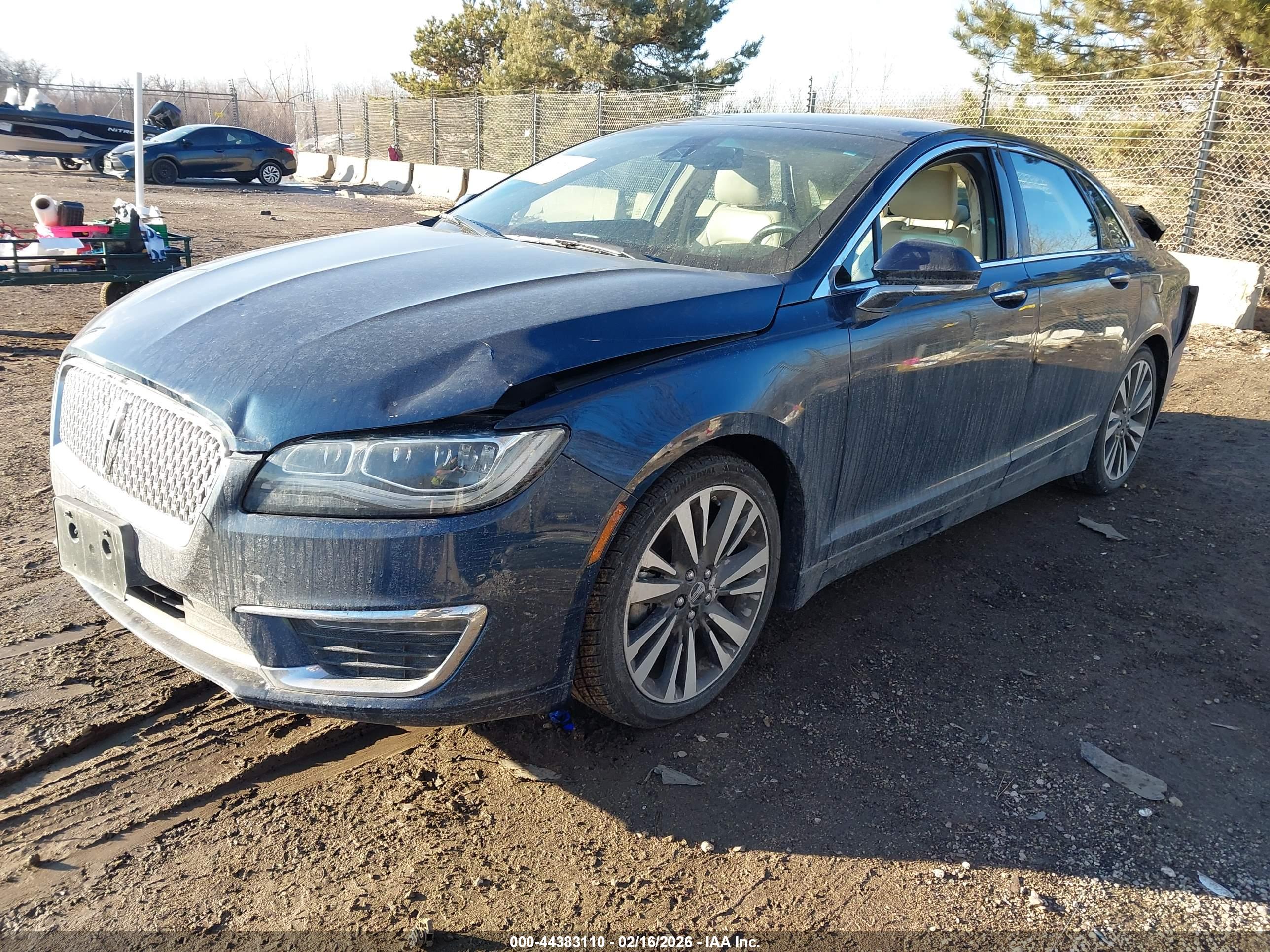 LINCOLN MKZ image 2