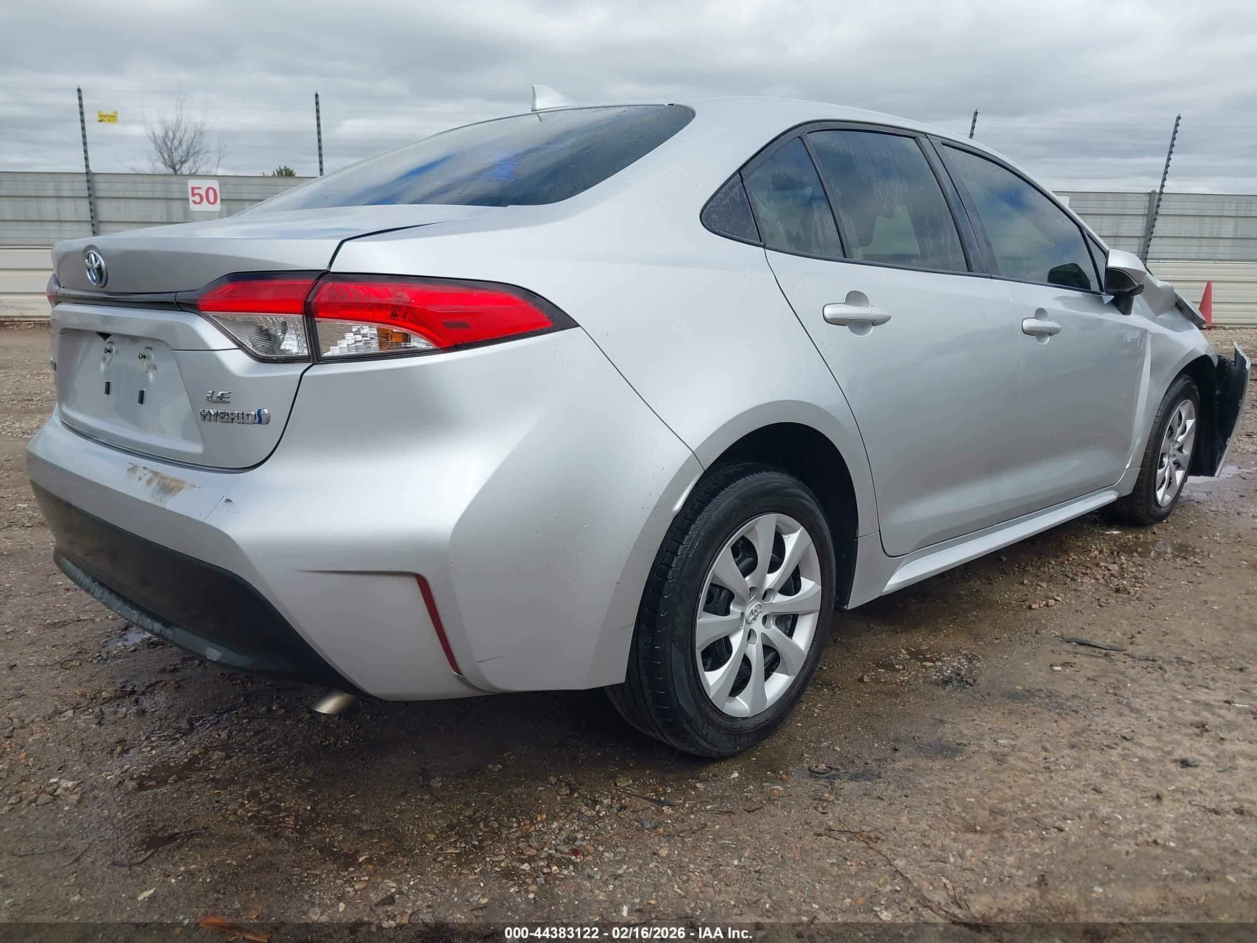 TOYOTA COROLLA image 4