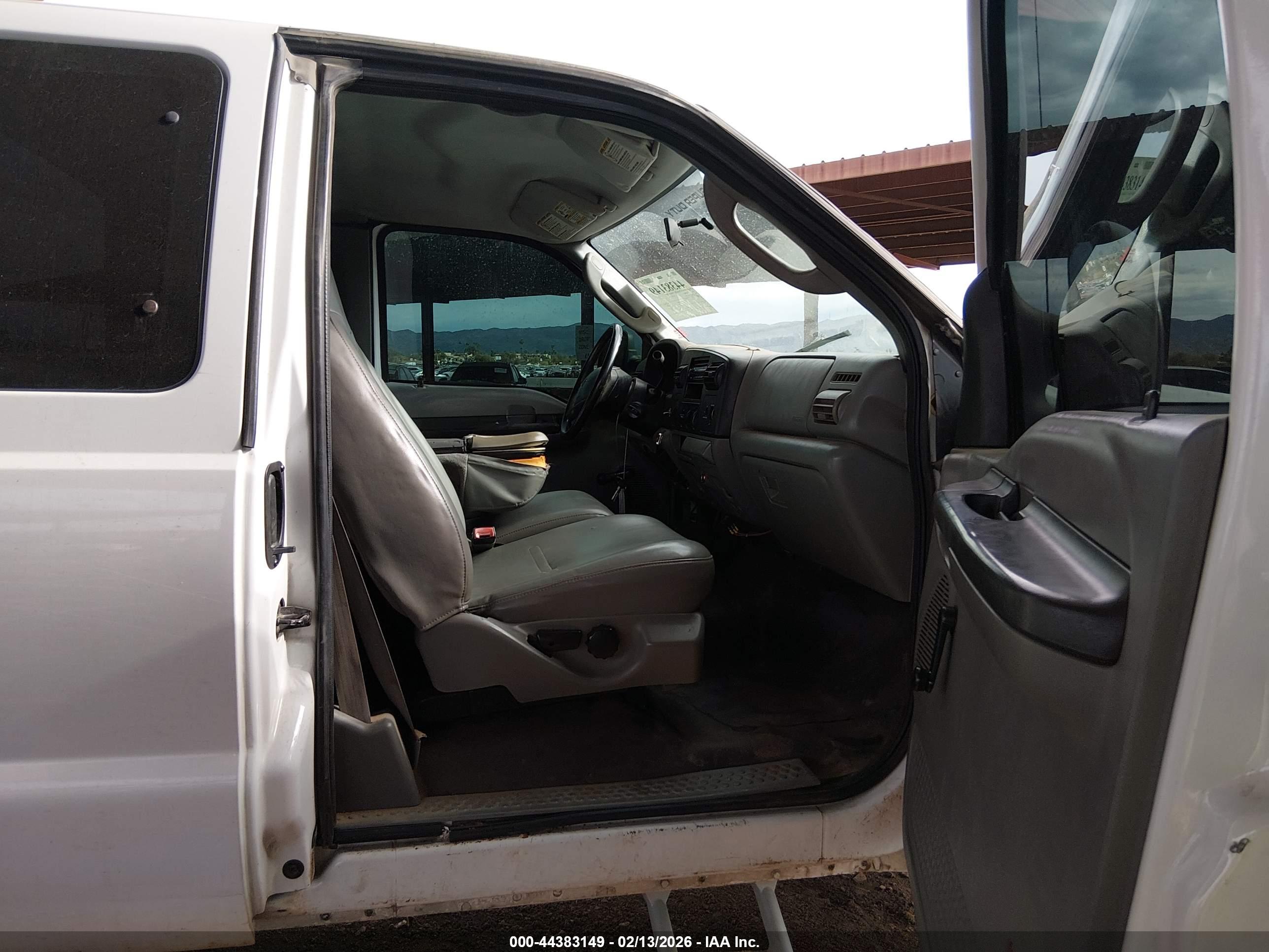 FORD F-250 image 5