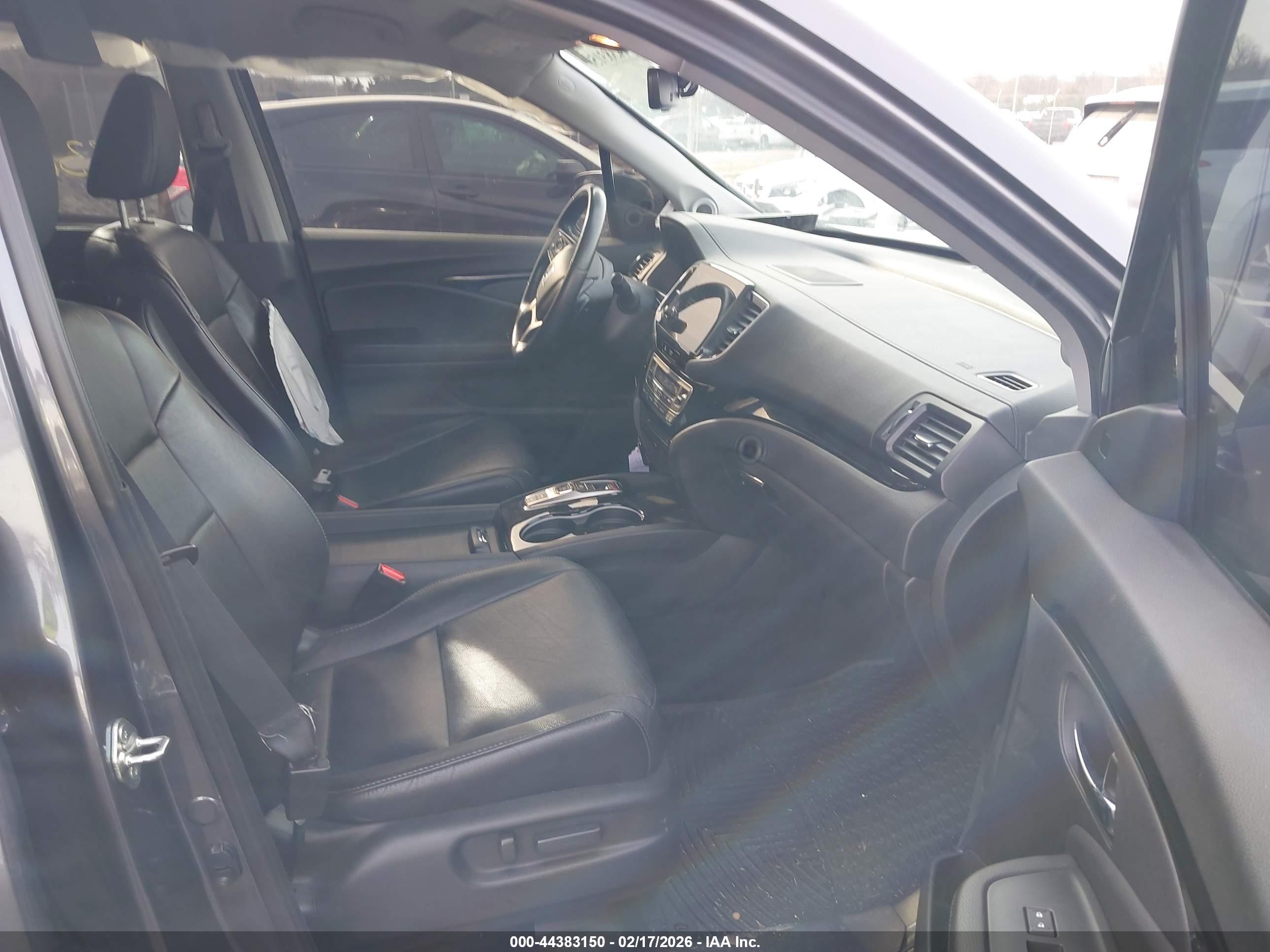 HONDA PILOT image 5