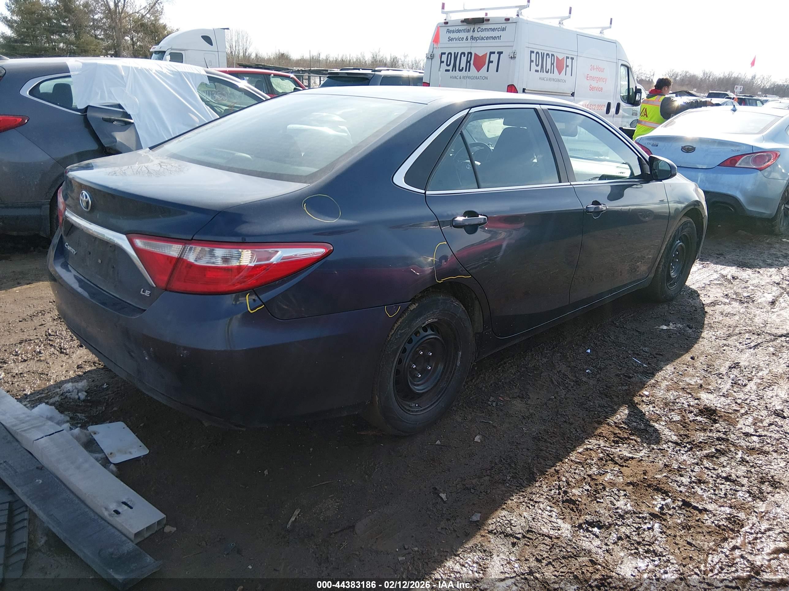 TOYOTA CAMRY image 4
