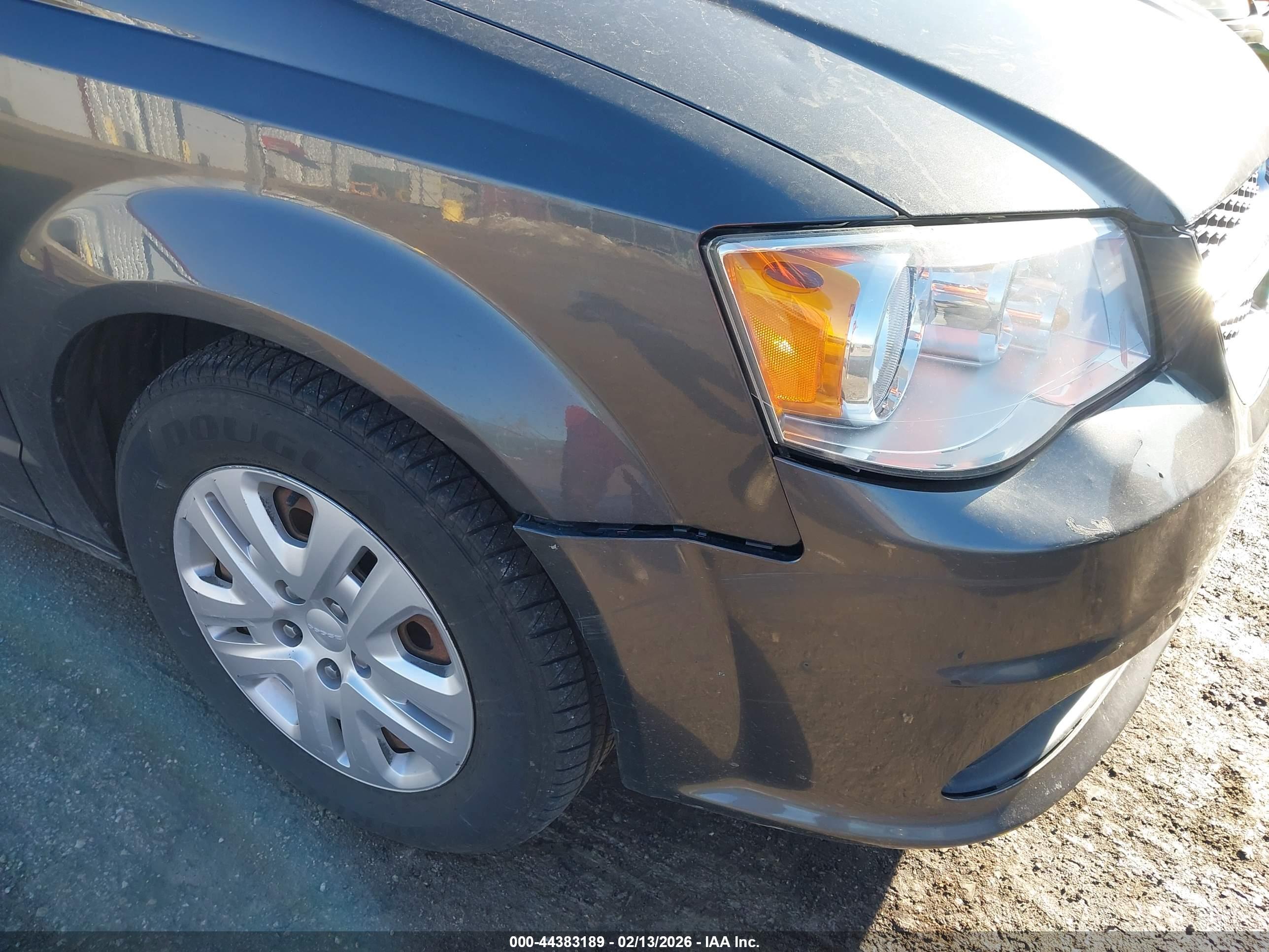 DODGE GRAND image 6